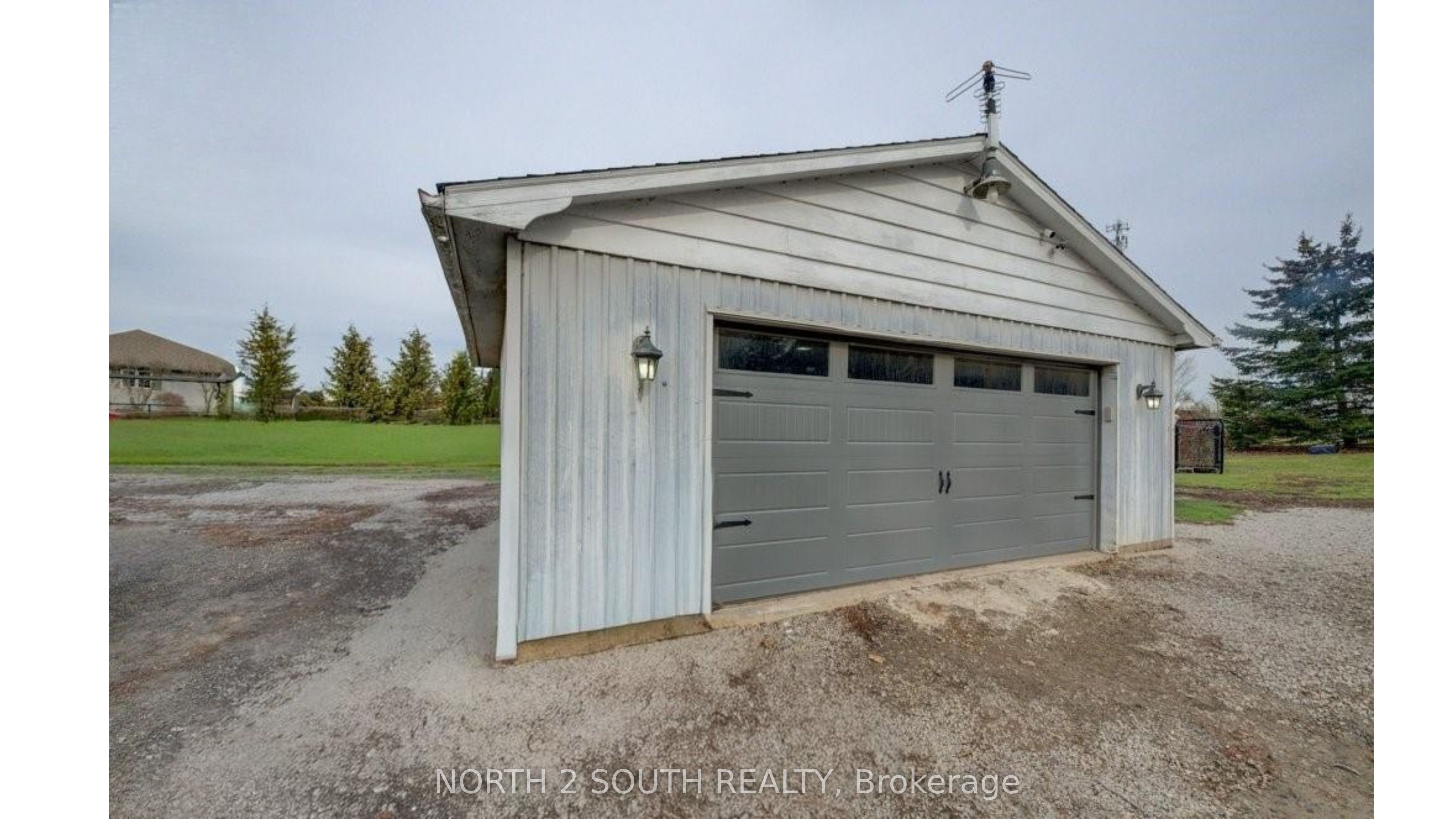 6757 Regional 20 Road Property Photo 3