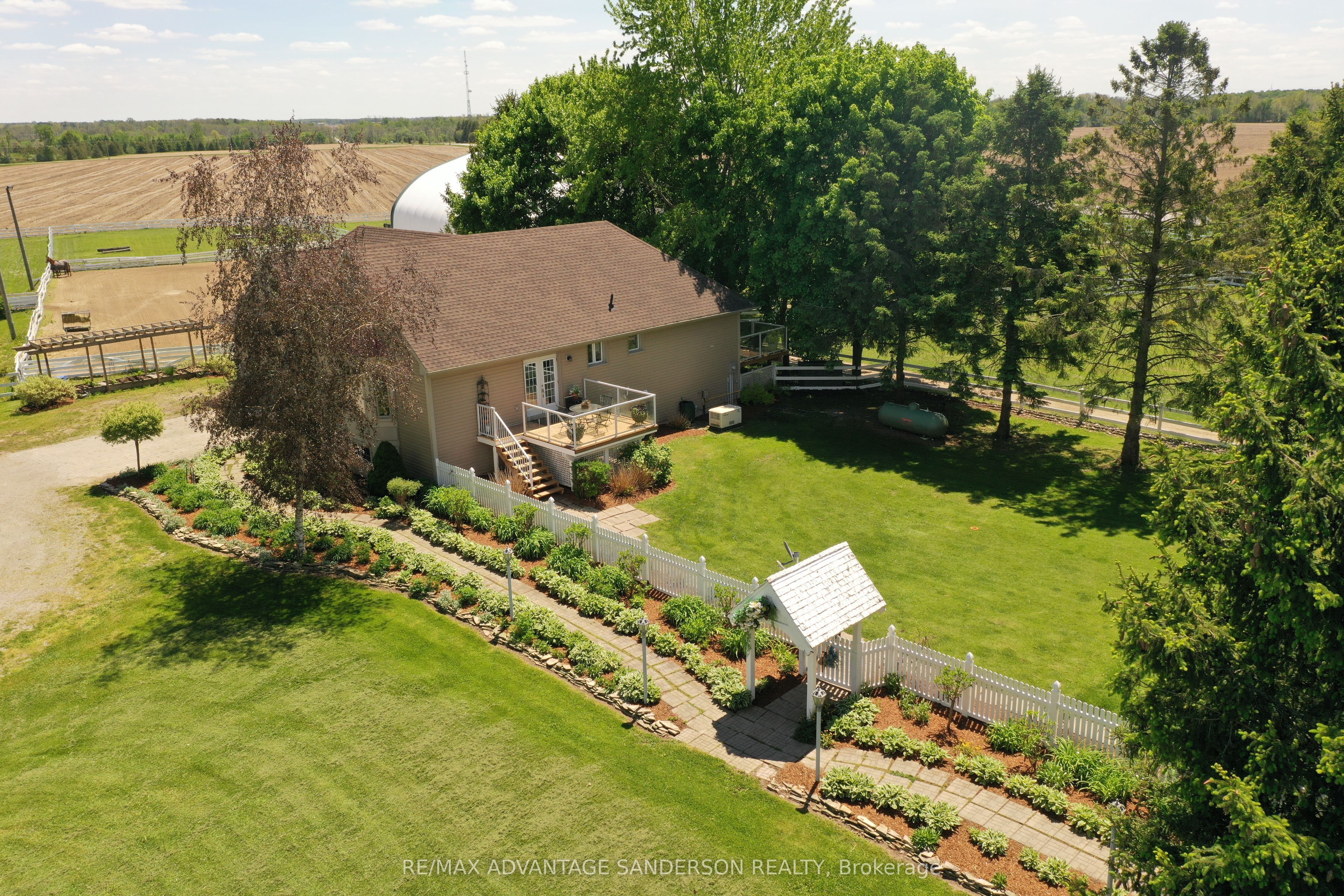 4099 Mcintosh Drive Property Photo 11