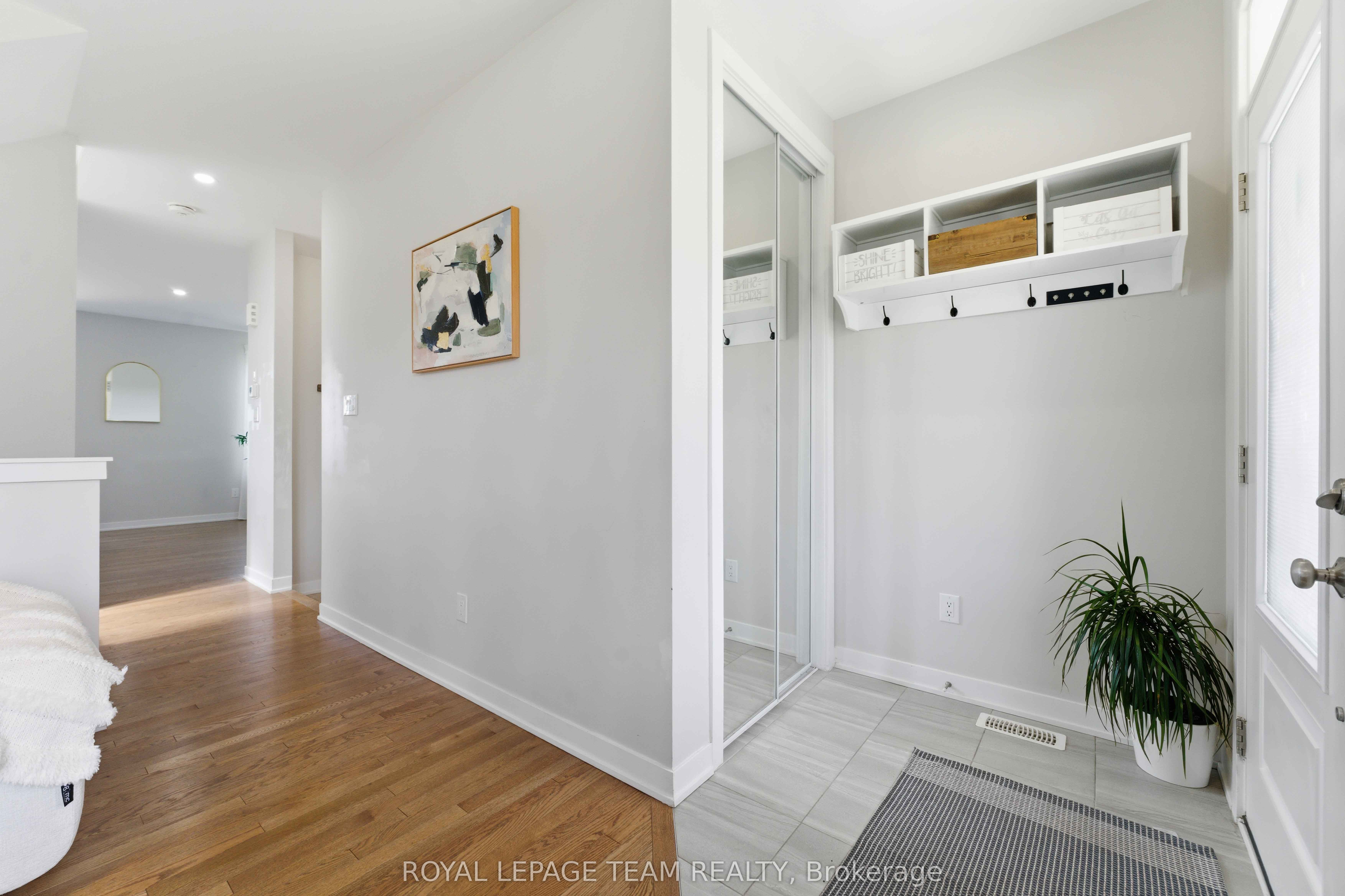 3048 Travertine Way Property Photo 3