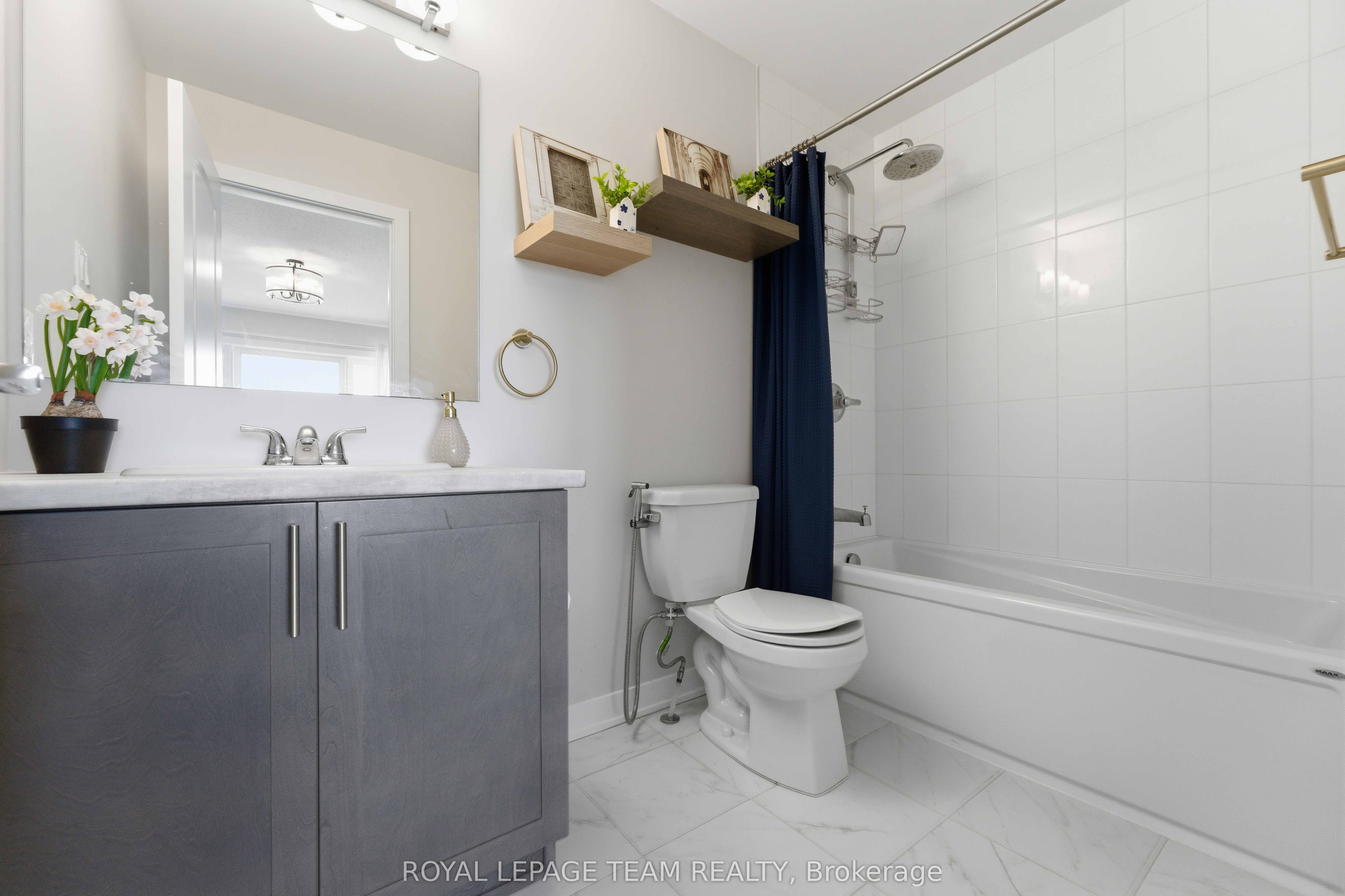 3048 Travertine Way Property Photo 21