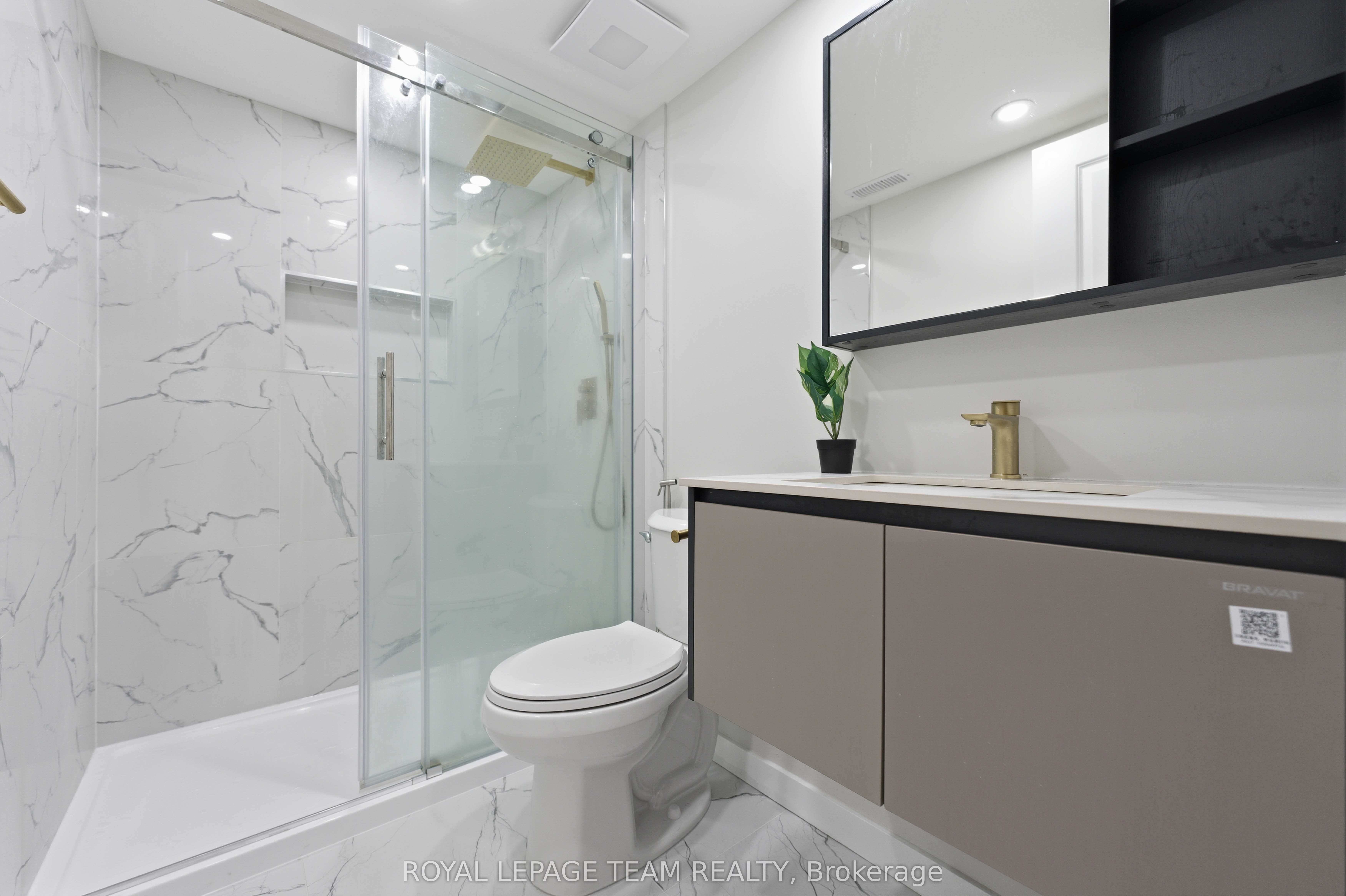 3048 Travertine Way Property Photo 40