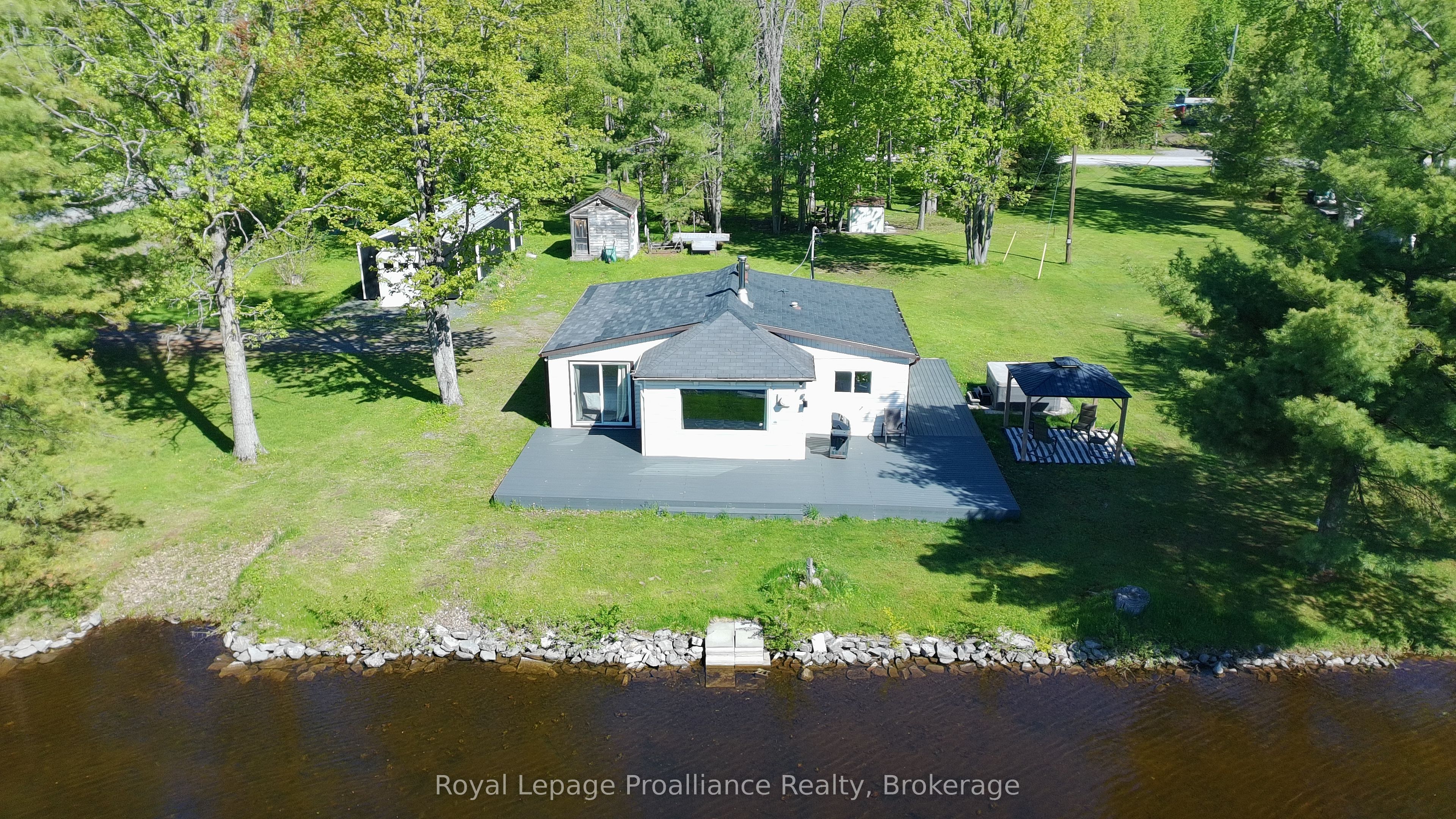 562 Cordova Road Property Photo 2