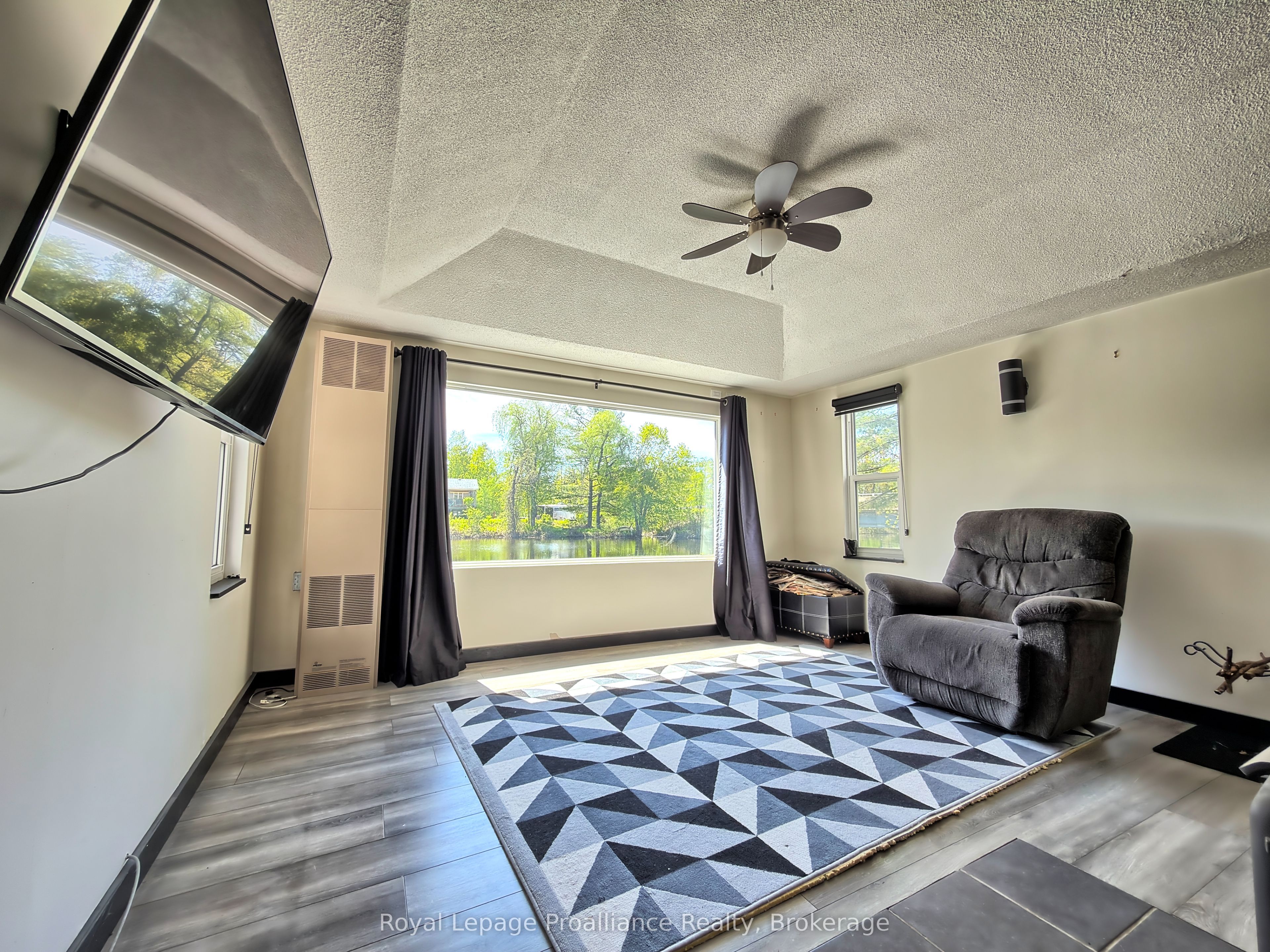 562 Cordova Road Property Photo 13
