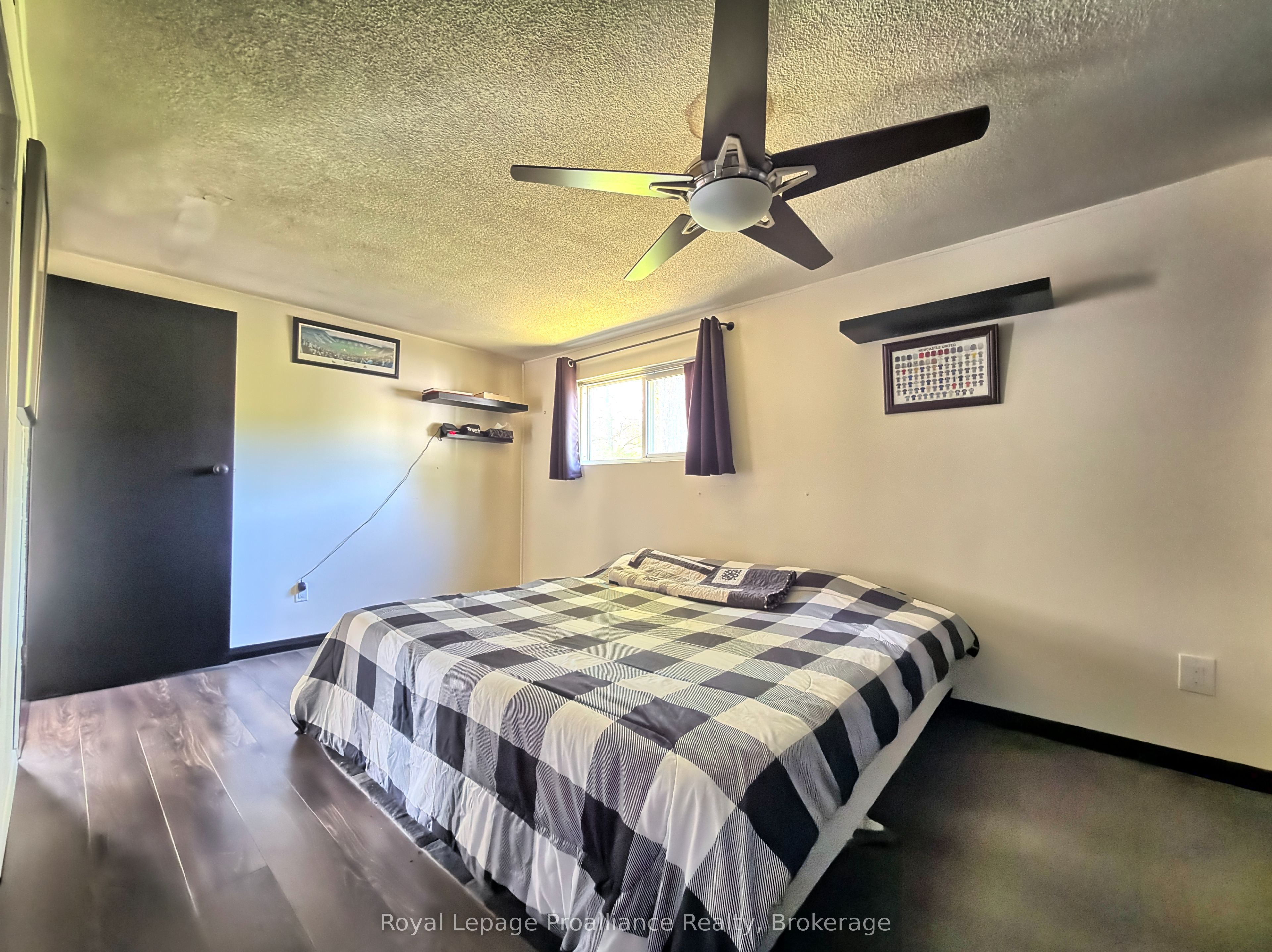 562 Cordova Road Property Photo 16