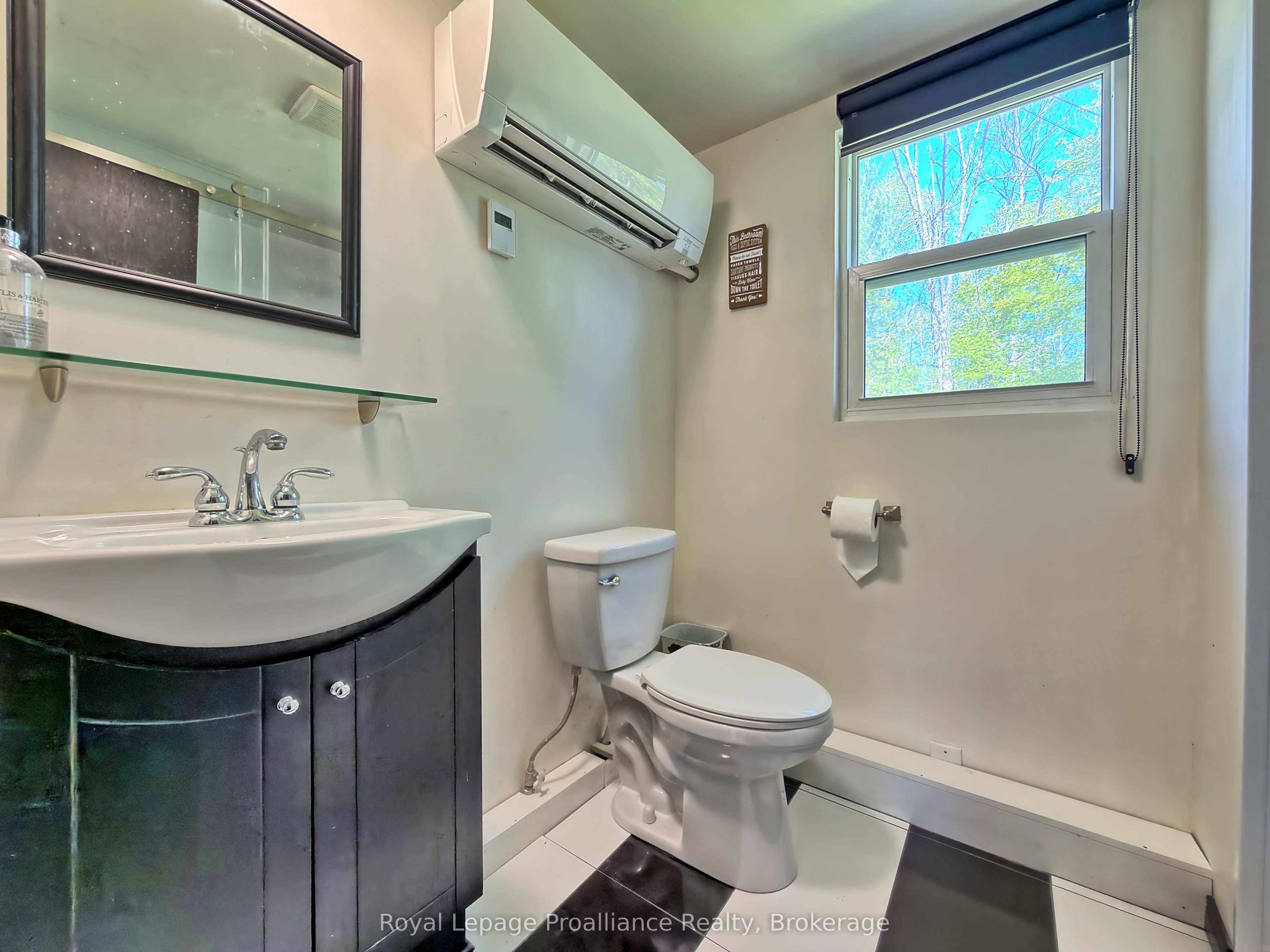 562 Cordova Road Property Photo 18