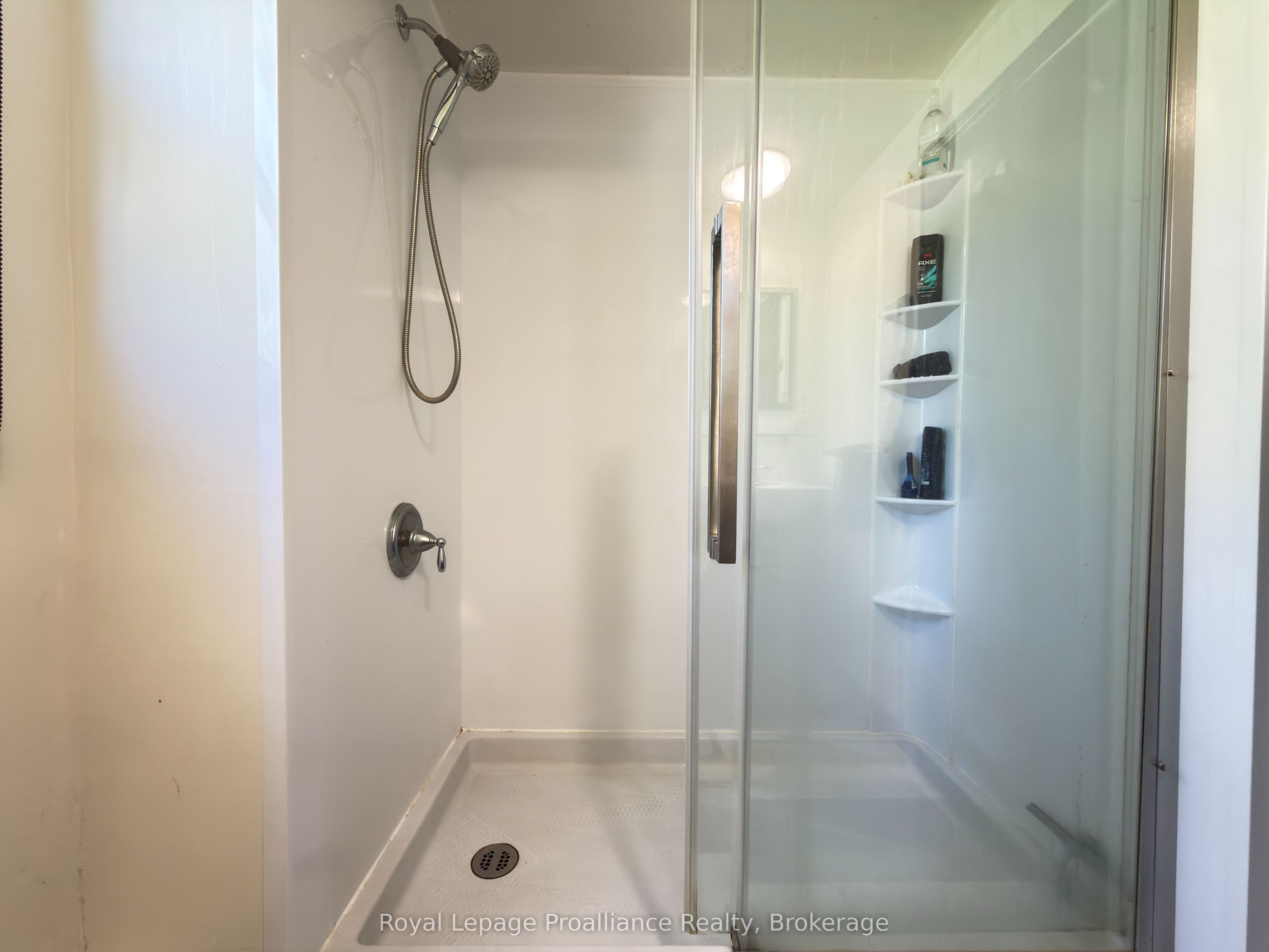 562 Cordova Road Property Photo 19