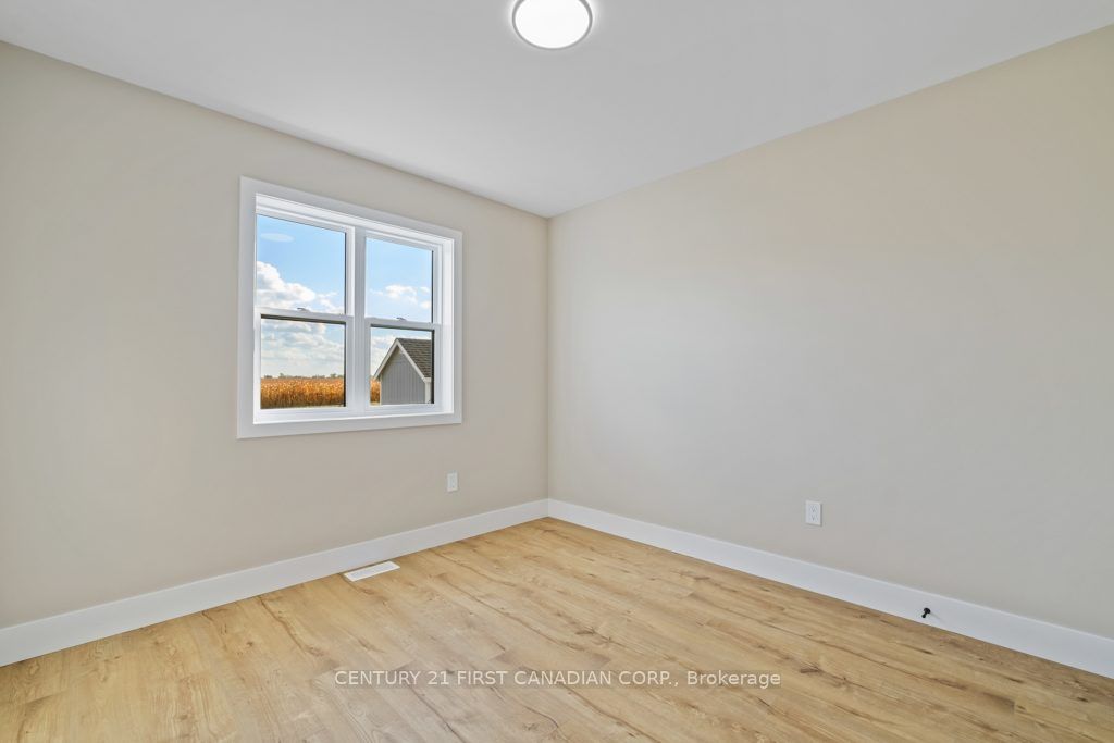 95 Victoria Avenue E Property Photo 17