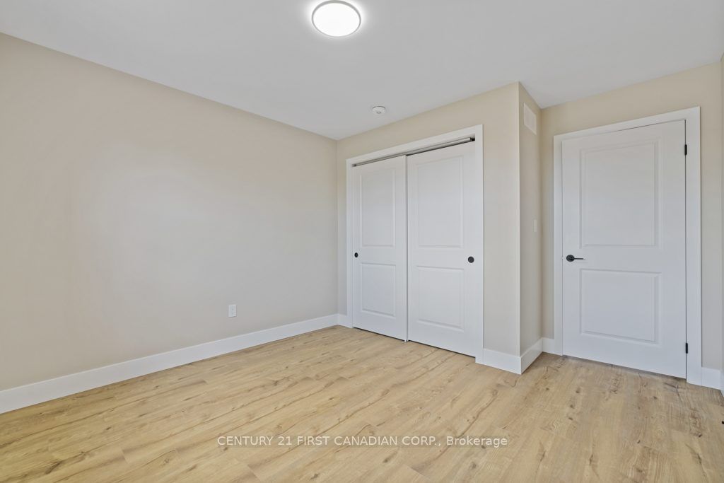 95 Victoria Avenue E Property Photo 21