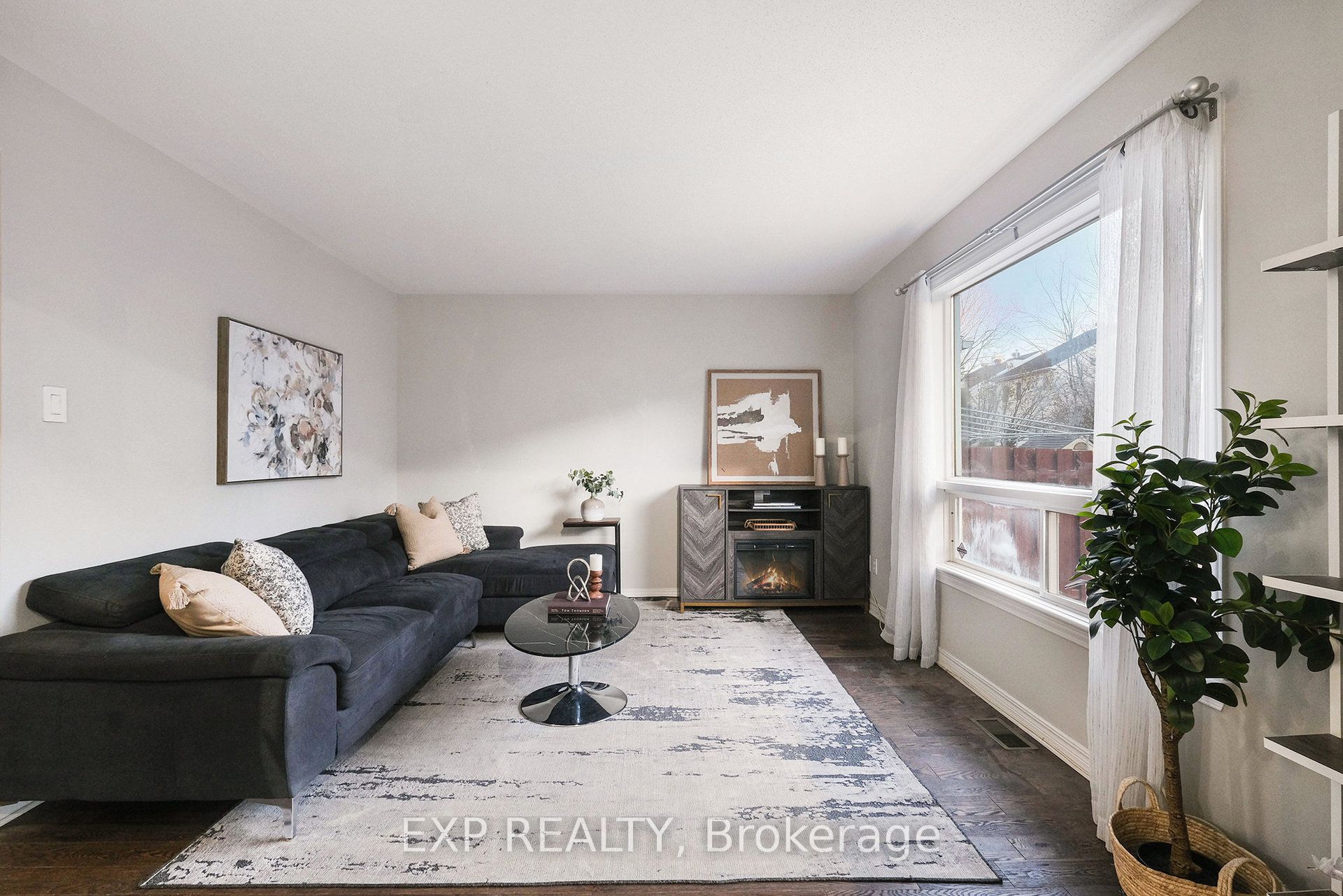34 Avonmore Crescent Property Photo 9