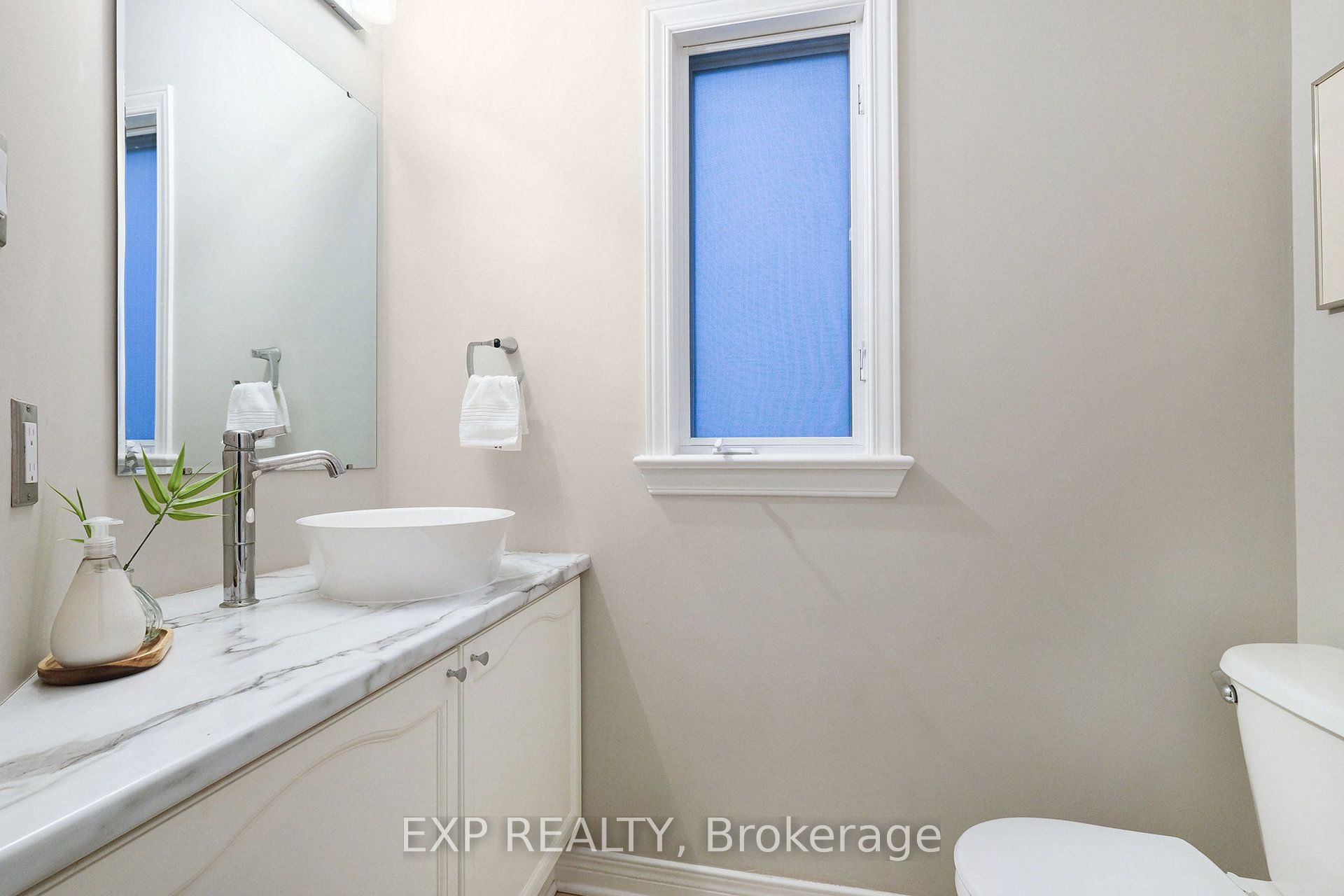 34 Avonmore Crescent Property Photo 10