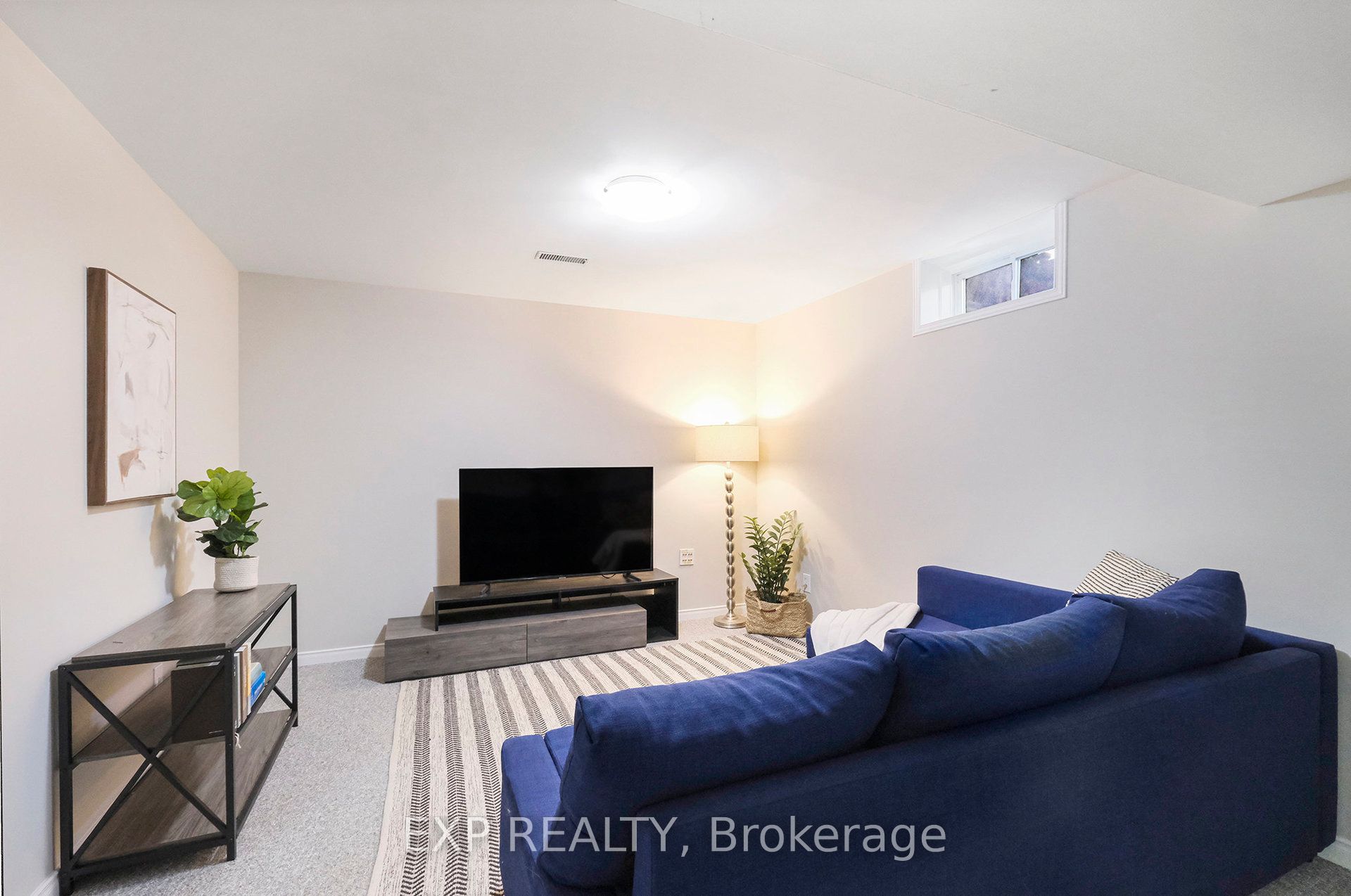 34 Avonmore Crescent Property Photo 17