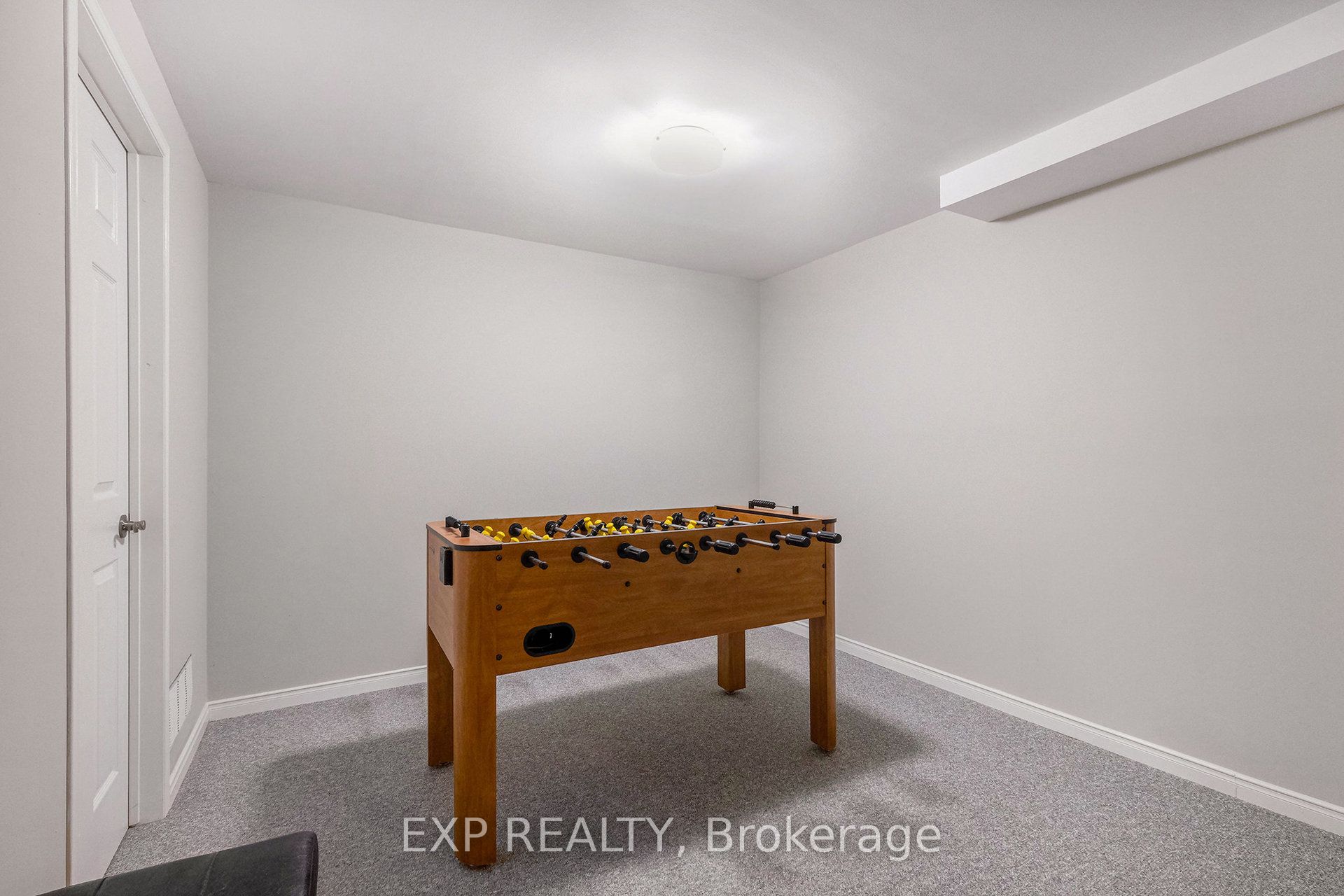 34 Avonmore Crescent Property Photo 19