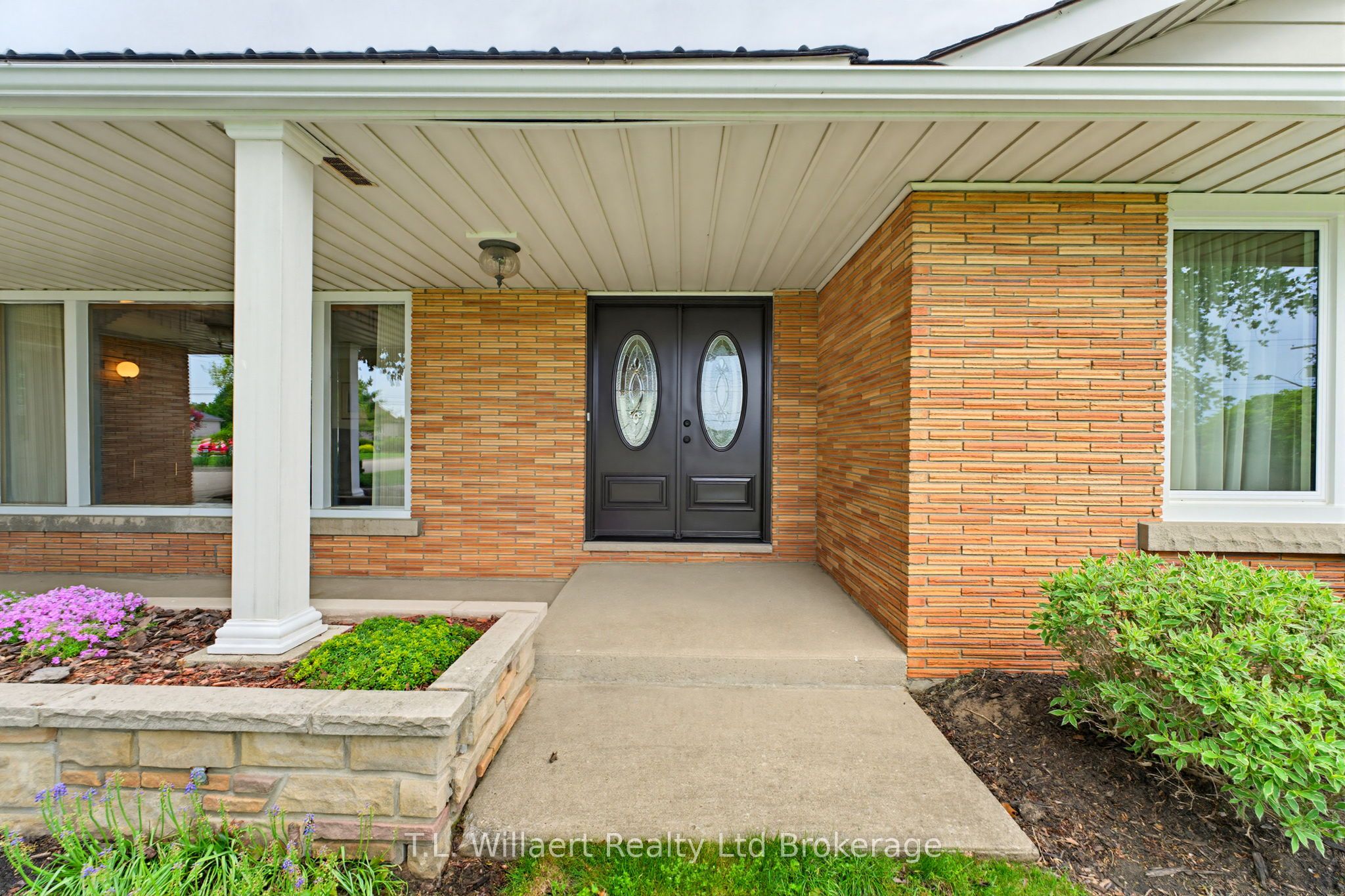 70 Albert Street Property Photo 5