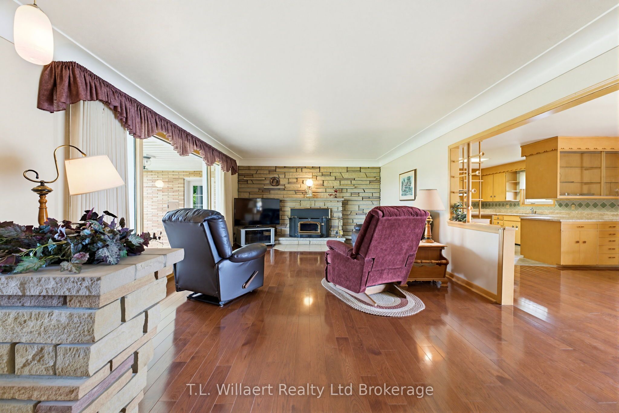70 Albert Street Property Photo 7