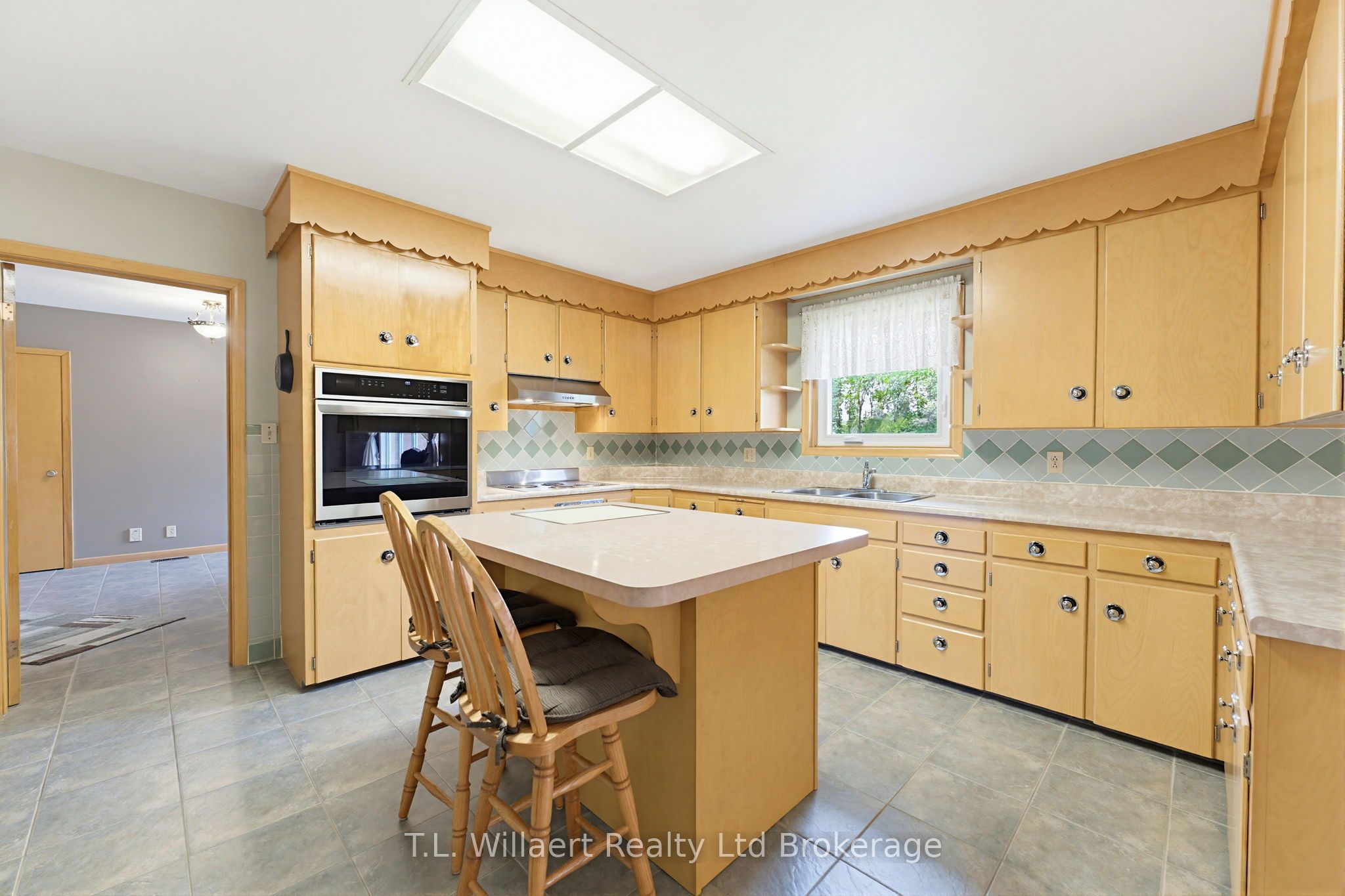 70 Albert Street Property Photo 11