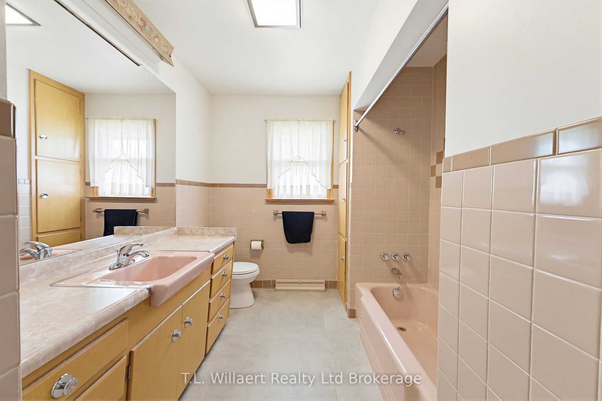 70 Albert Street Property Photo 22