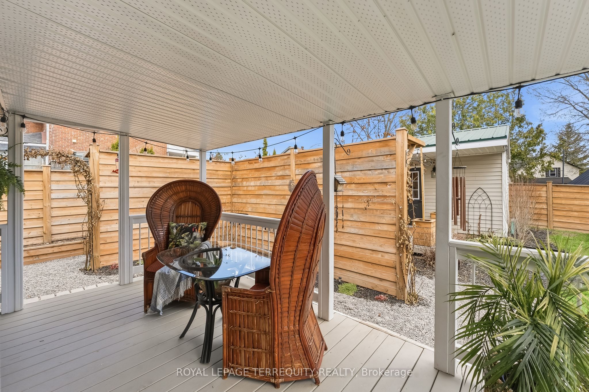 65 Booth Street S Property Photo 29