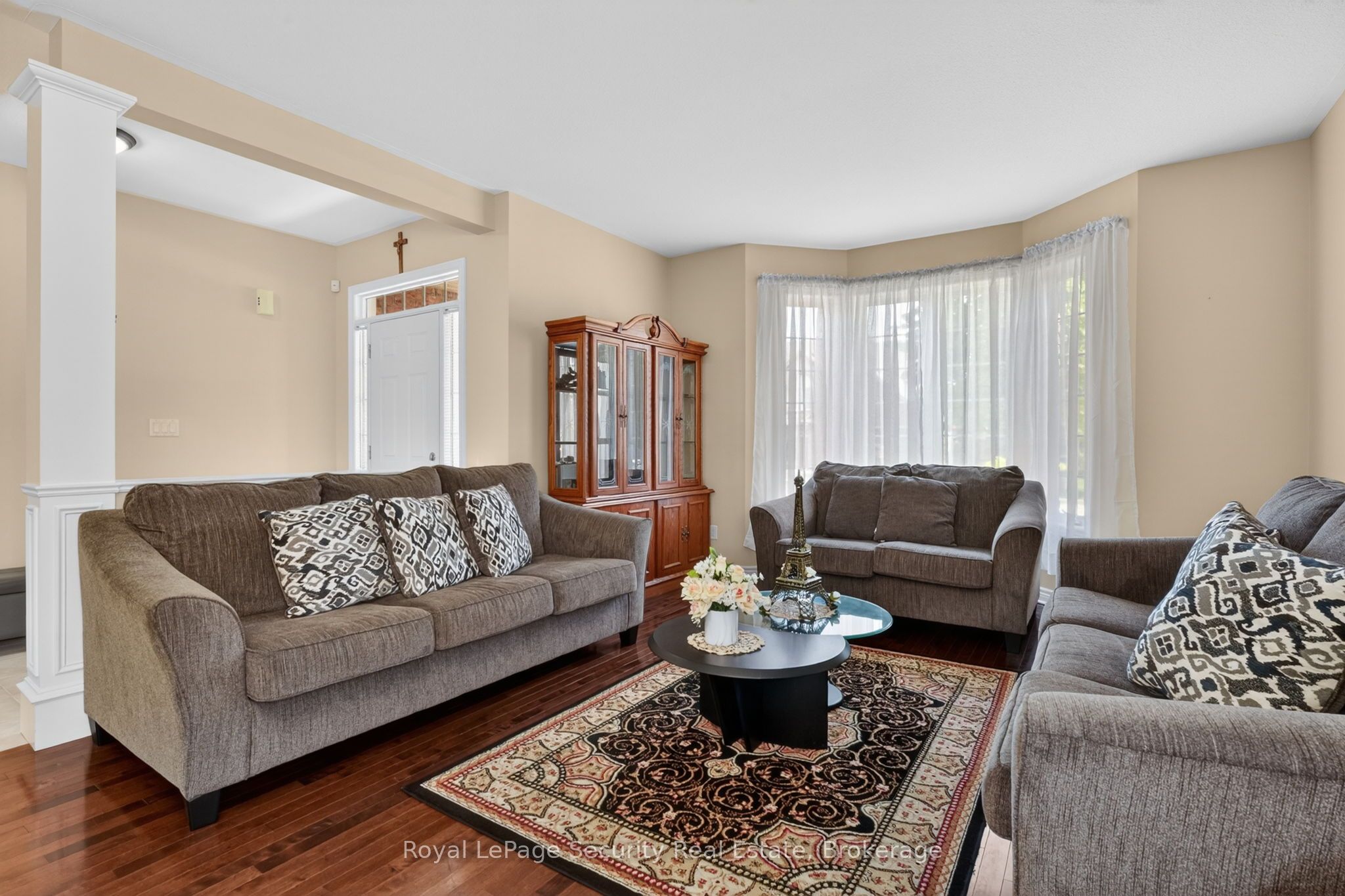 37 Fredonia Crescent Property Photo 7