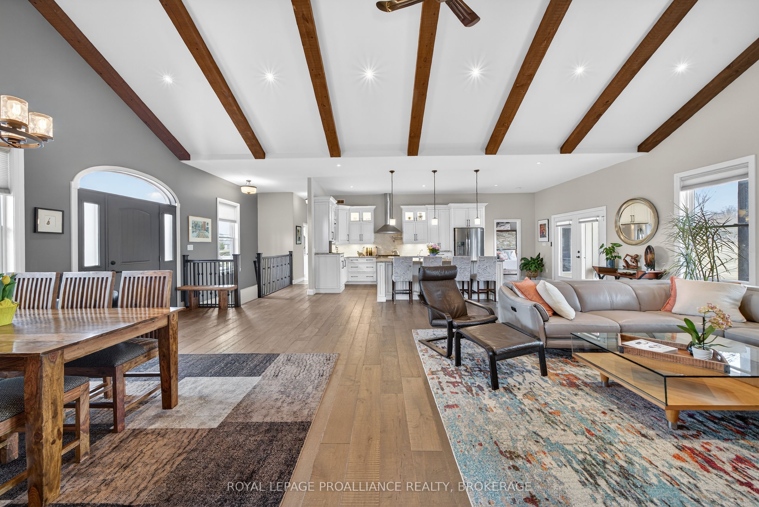 89 Gentlebreeze Drive Property Photo 11