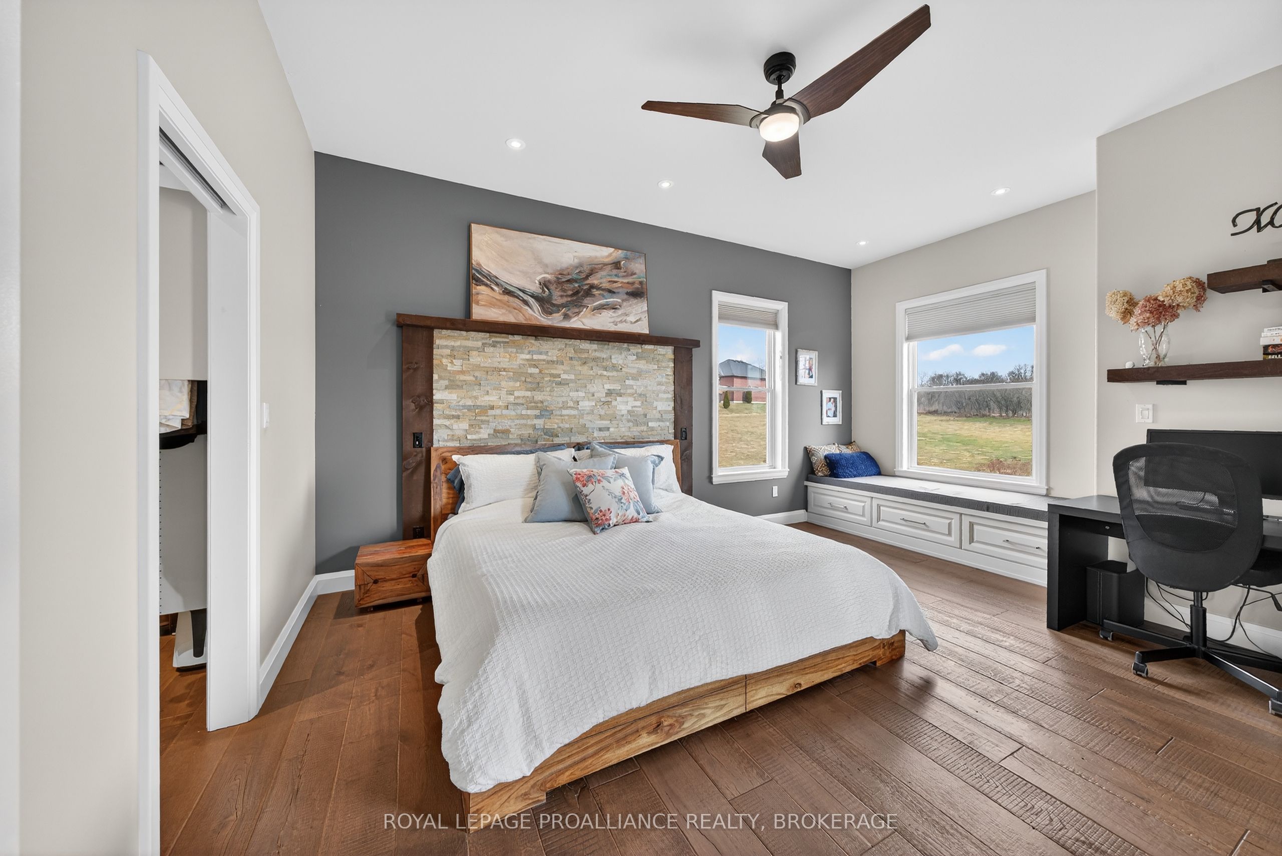 89 Gentlebreeze Drive Property Photo 20