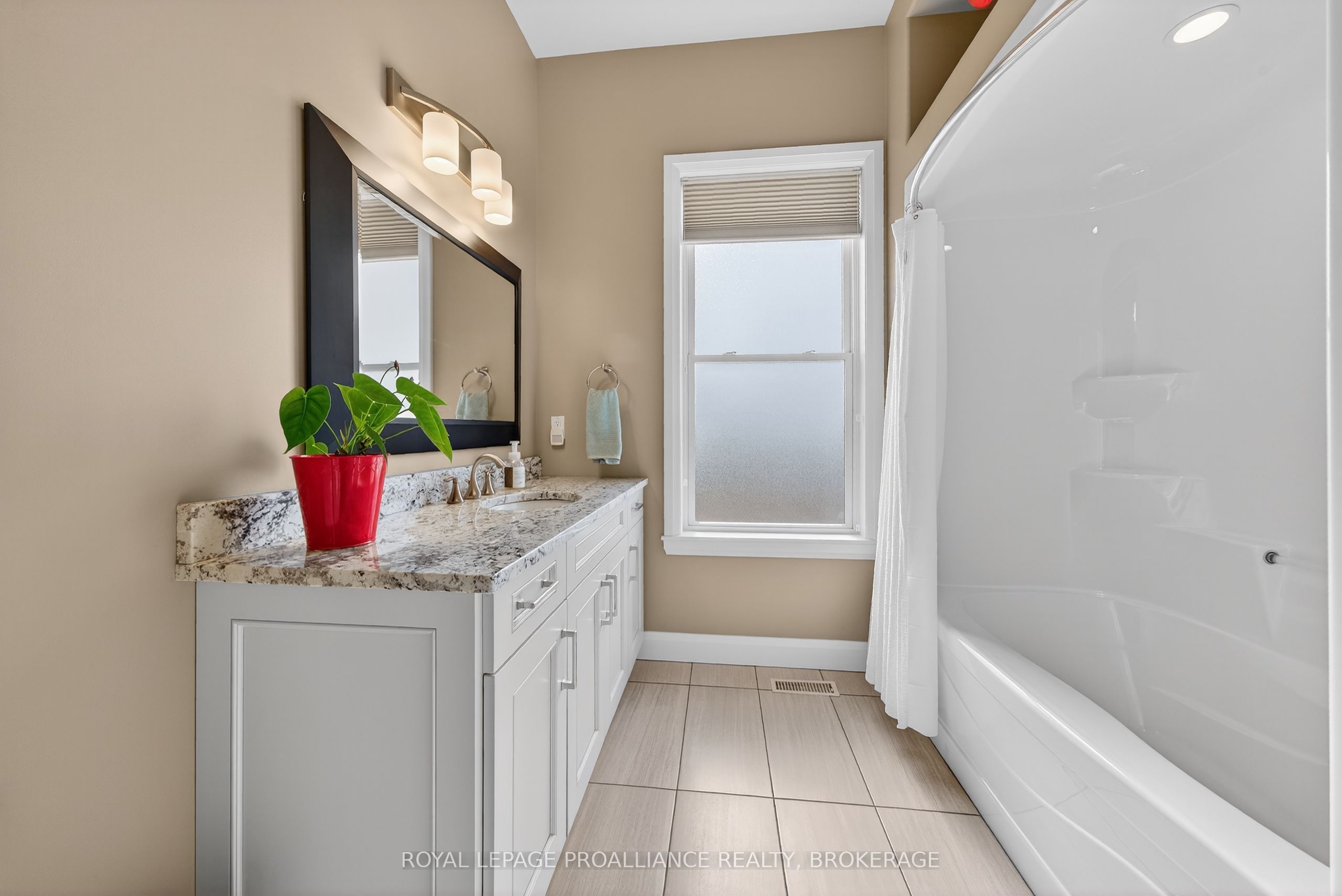 89 Gentlebreeze Drive Property Photo 26