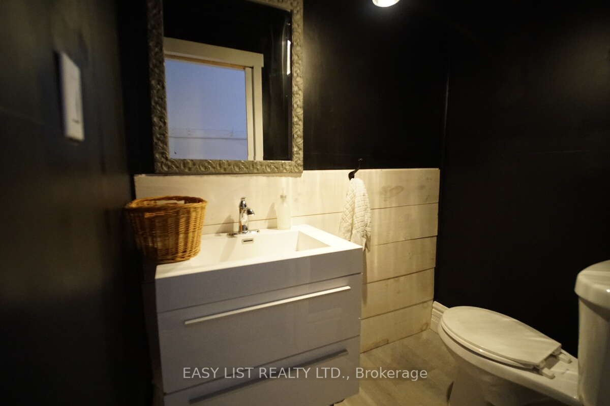 79 Brock Road S Property Photo 3