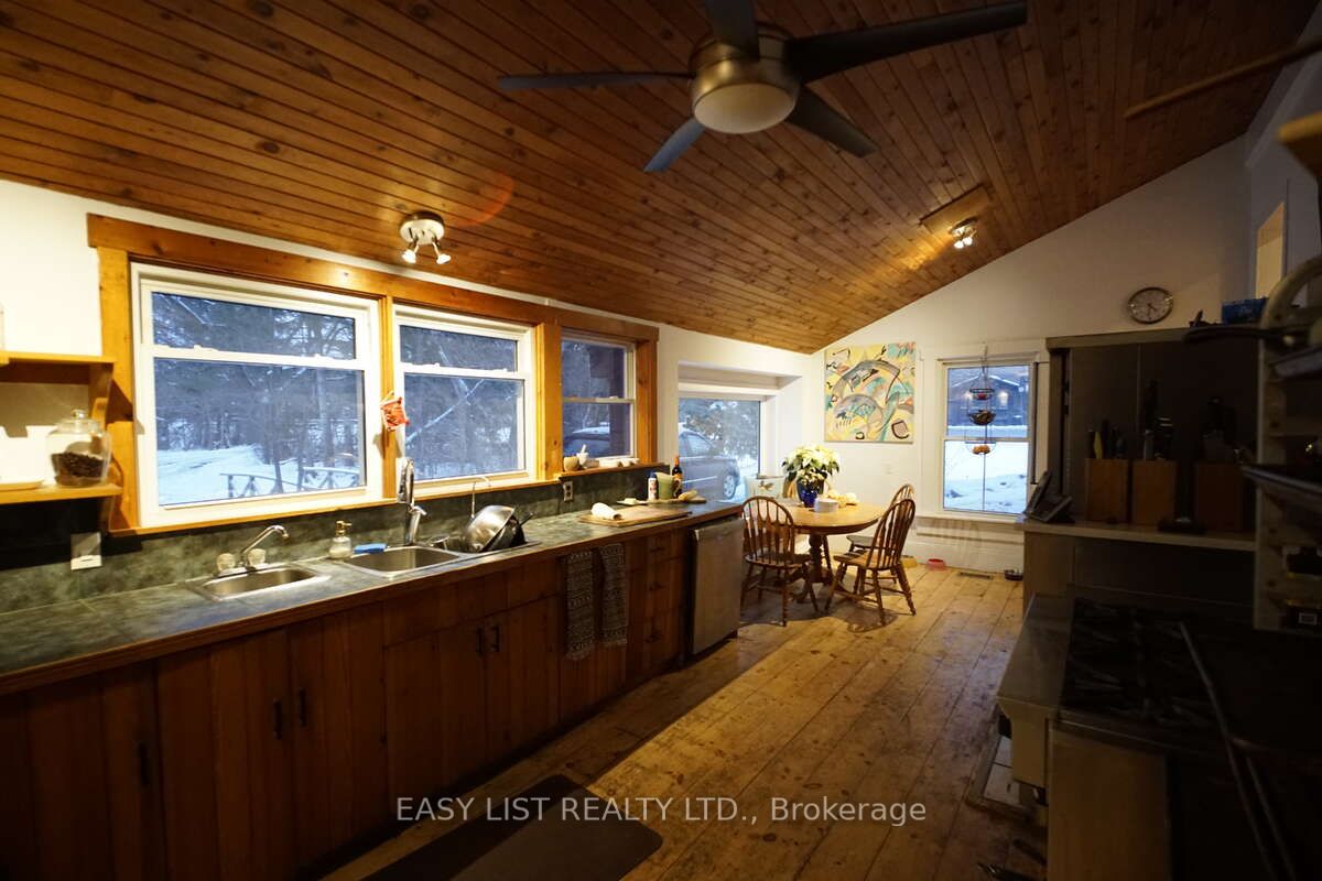 79 Brock Road S Property Photo 9