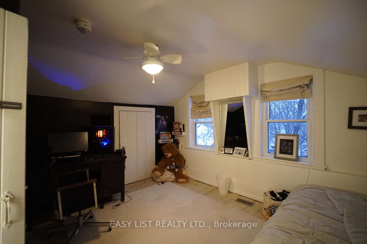 79 Brock Road S Property Photo 22