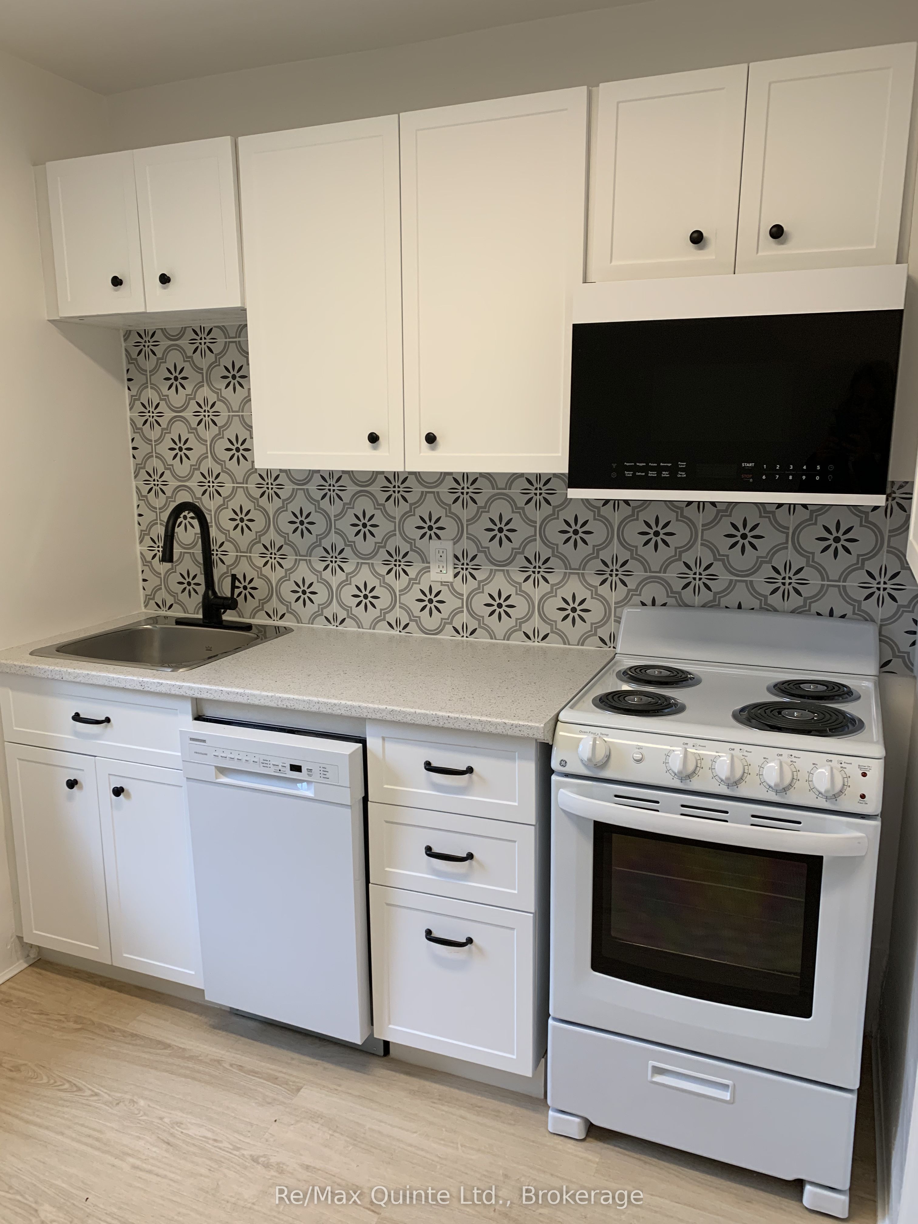 146 Bleecker Avenue Property Photo 1