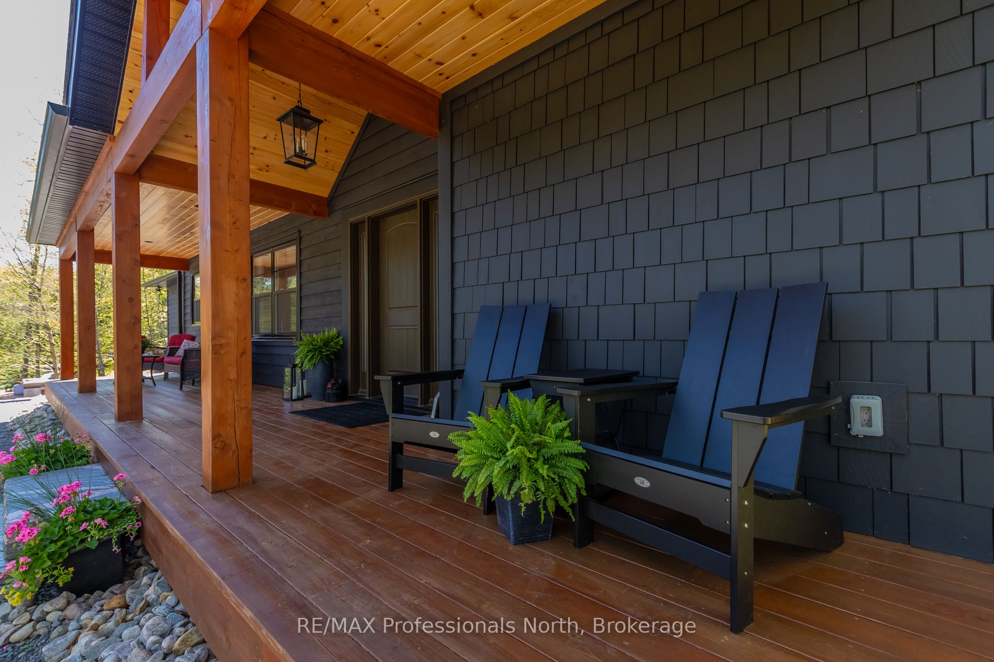 29 Natures Way Property Photo 5