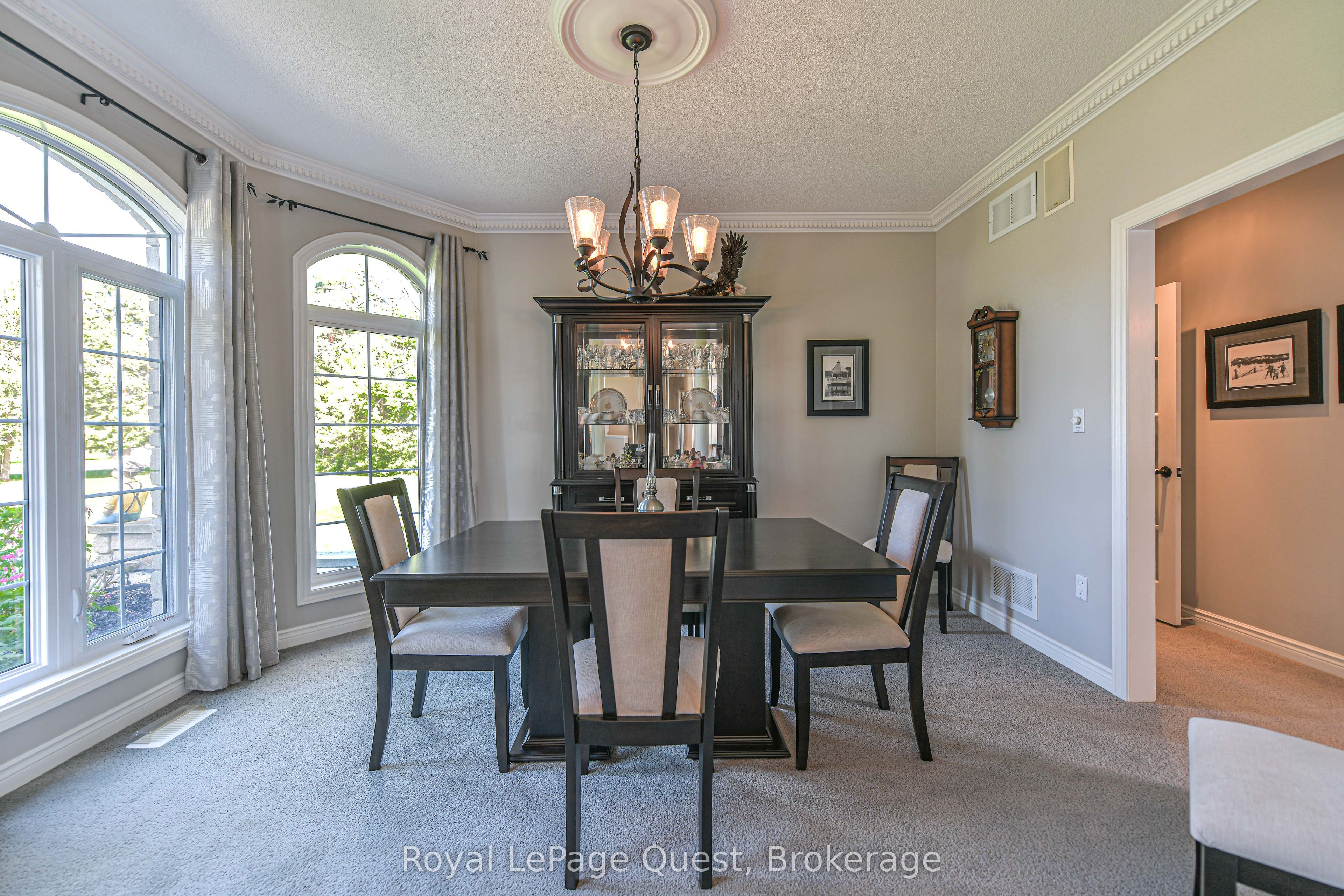 50 Park Lane Property Photo 11