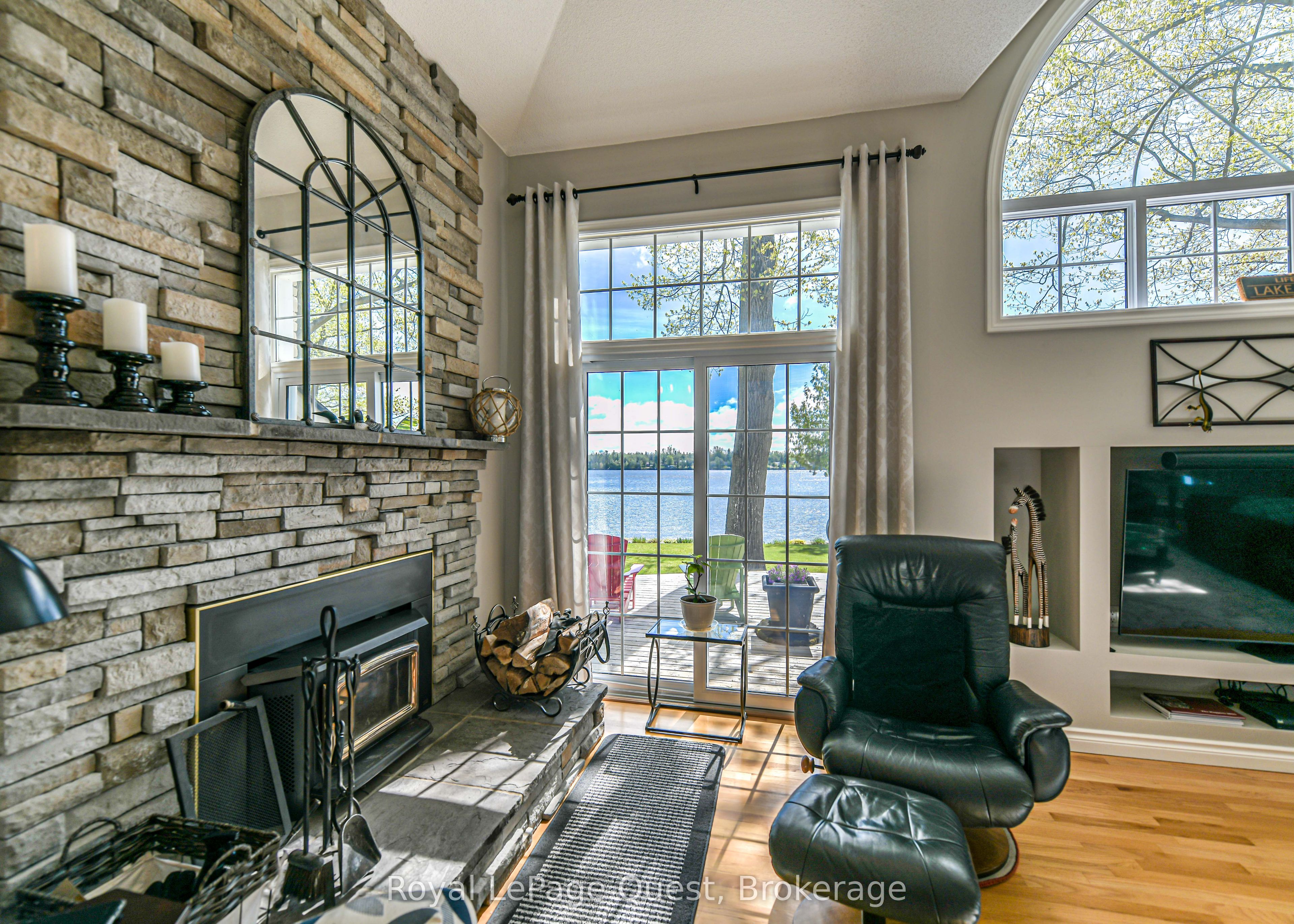 50 Park Lane Property Photo 15