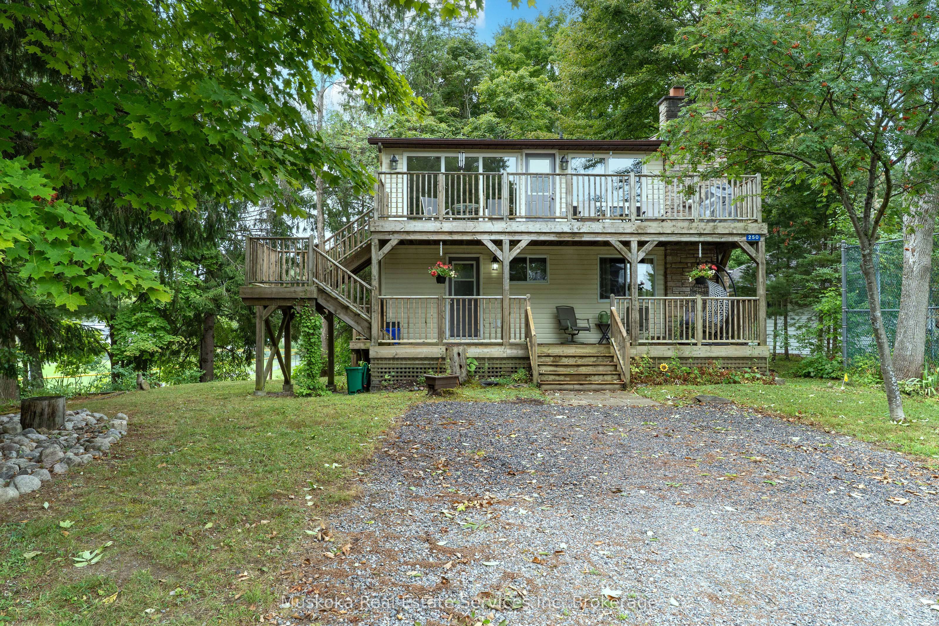 250 Wapaska Crescent Property Photo 23