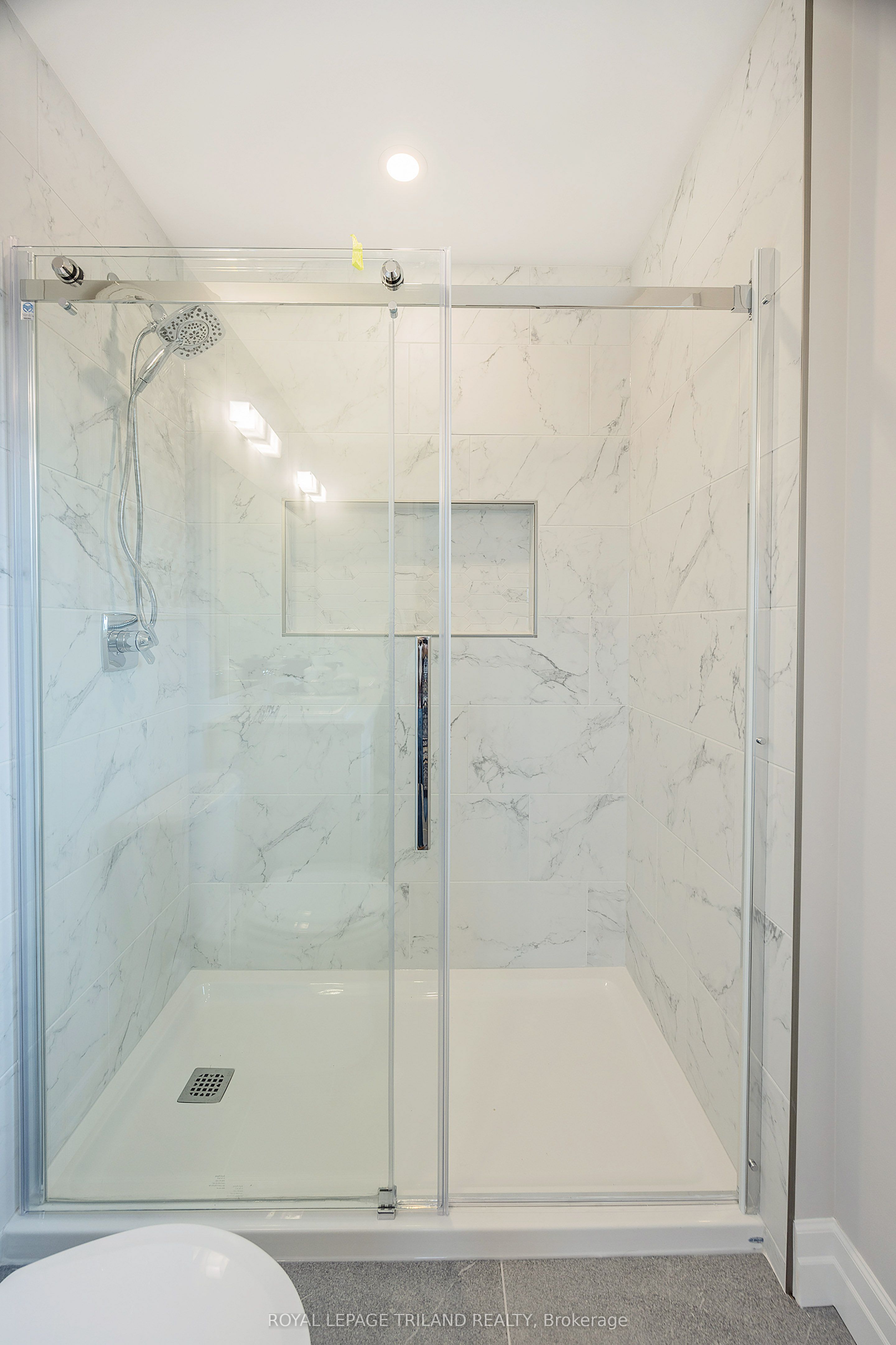 127 Lila Street Property Photo 29