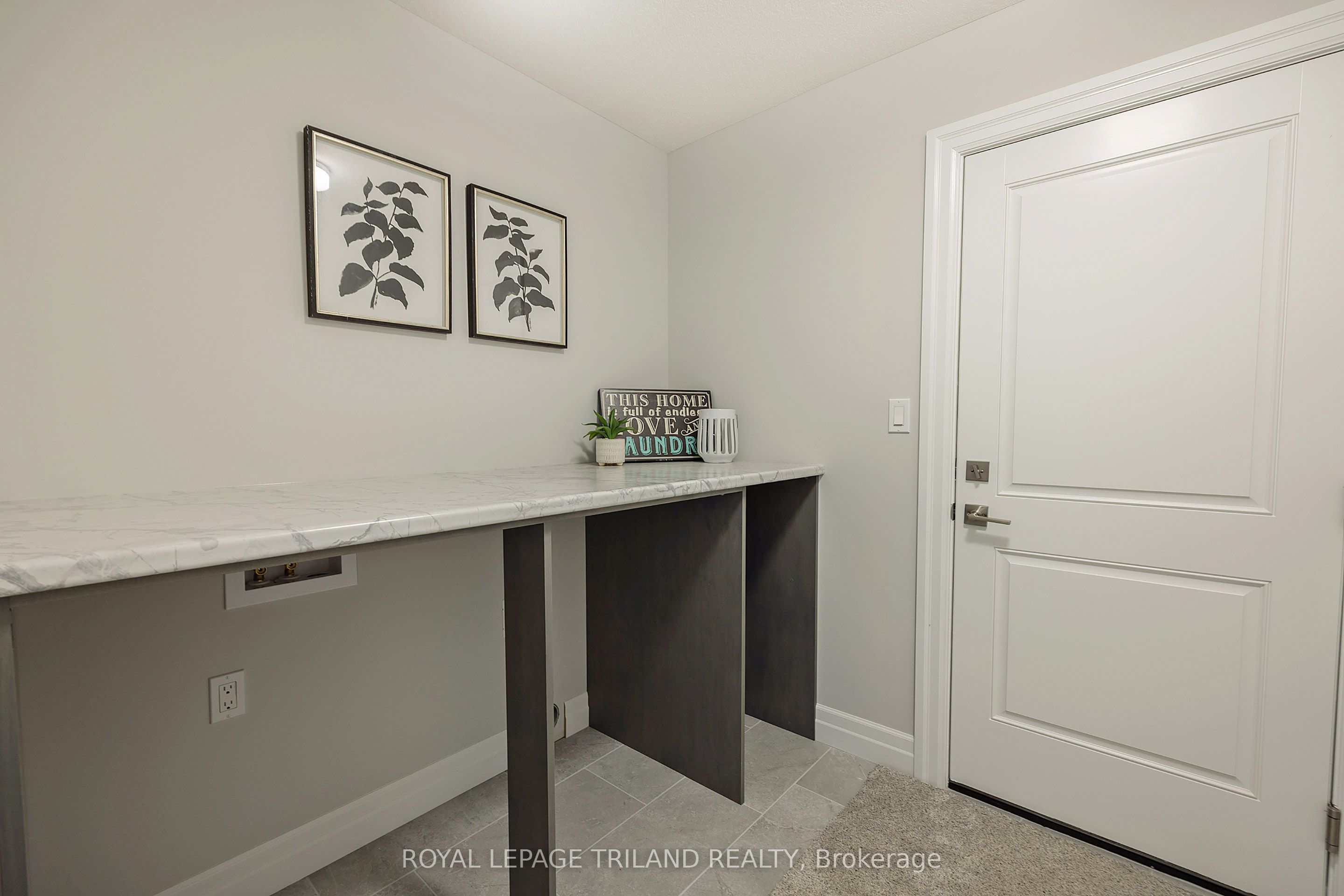 127 Lila Street Property Photo 33