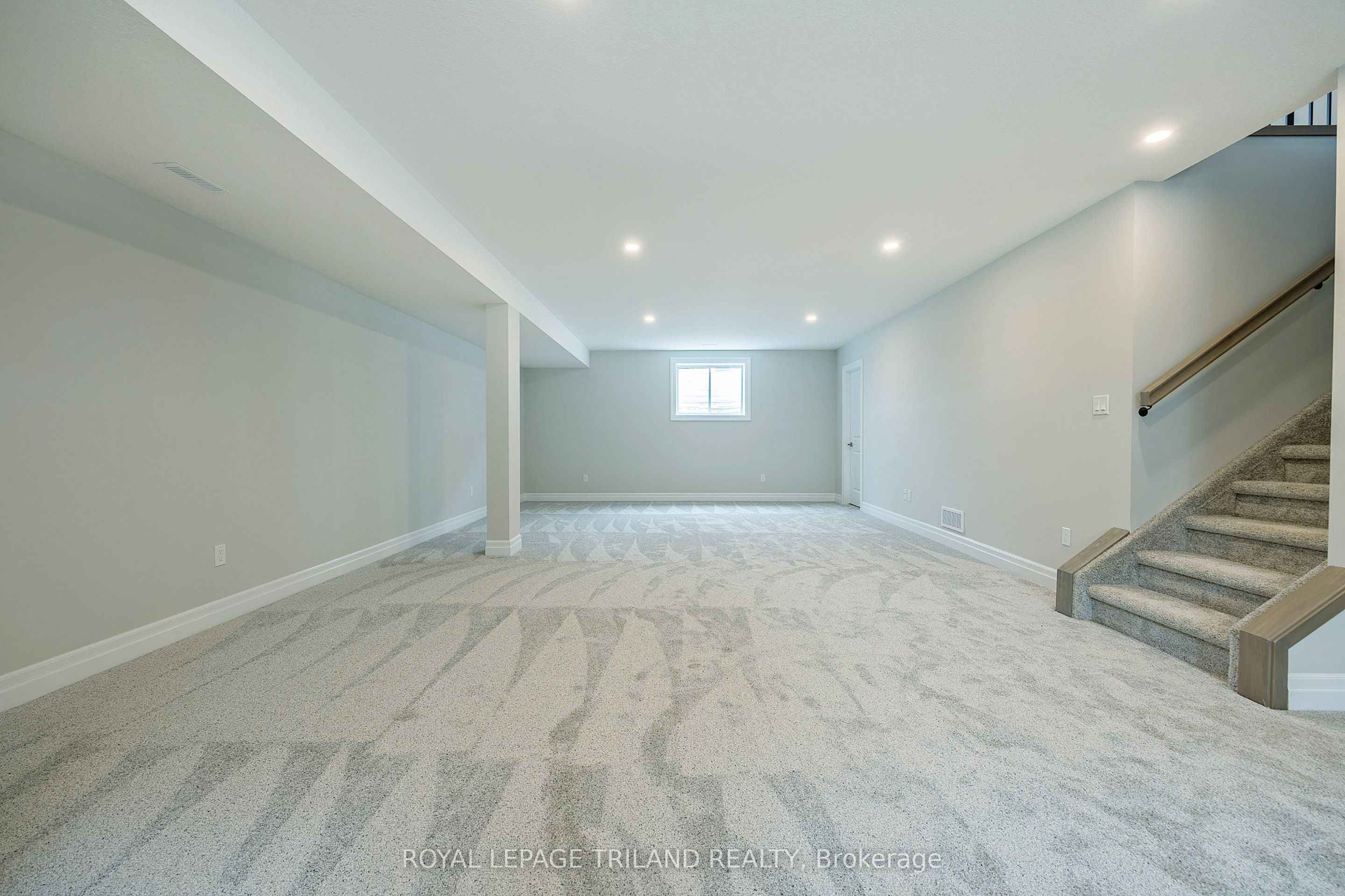127 Lila Street Property Photo 35