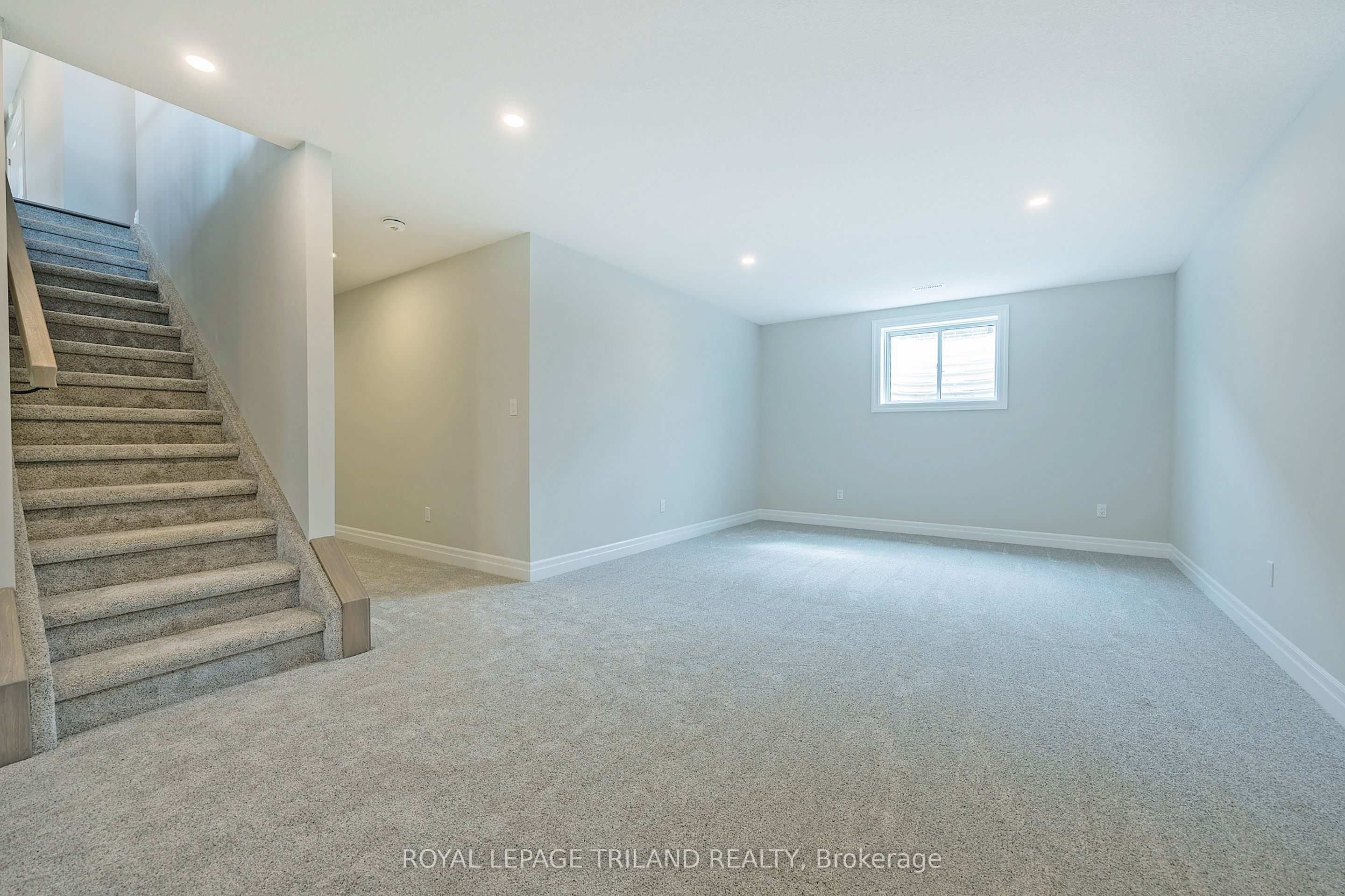 127 Lila Street Property Photo 36