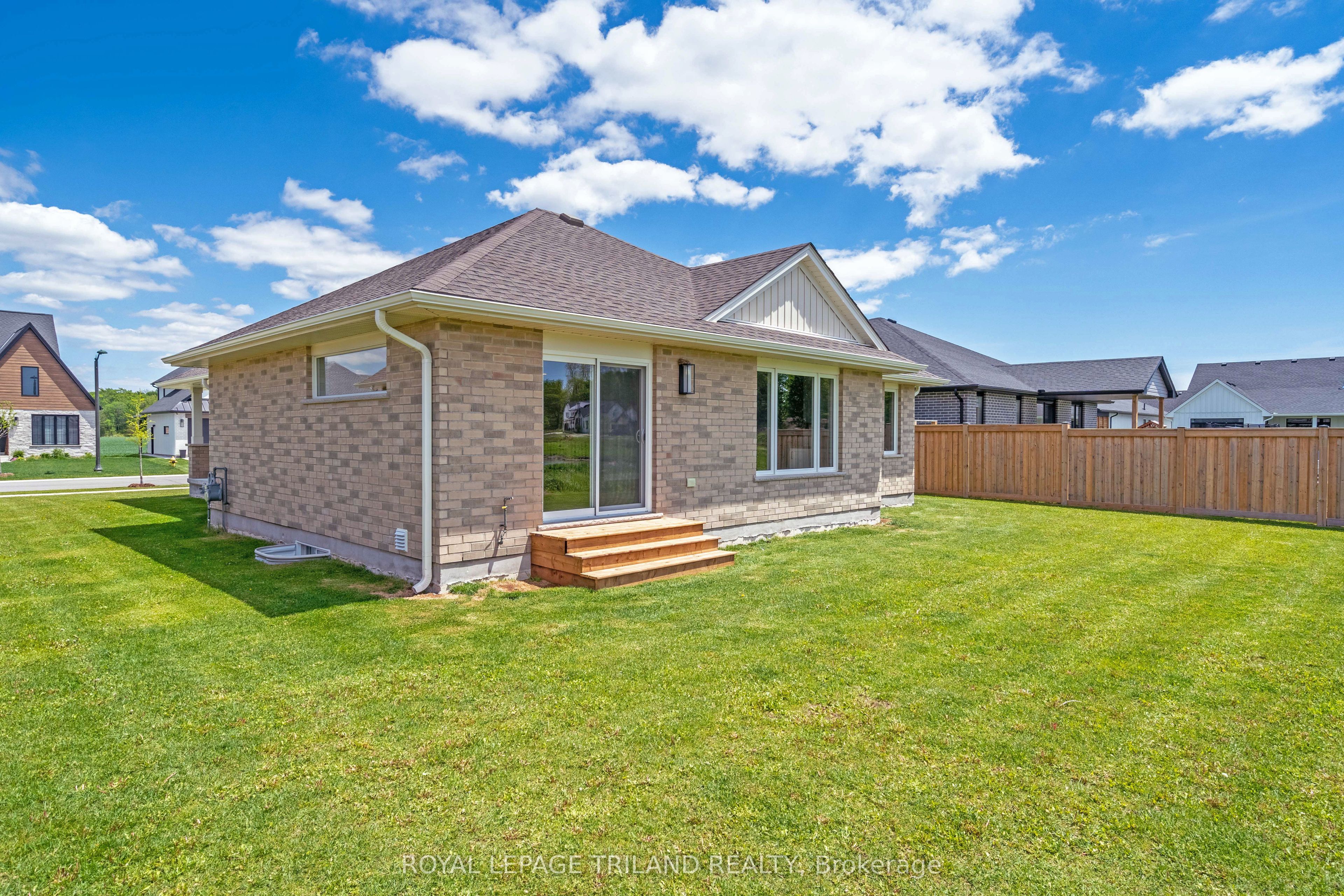 127 Lila Street Property Photo 43
