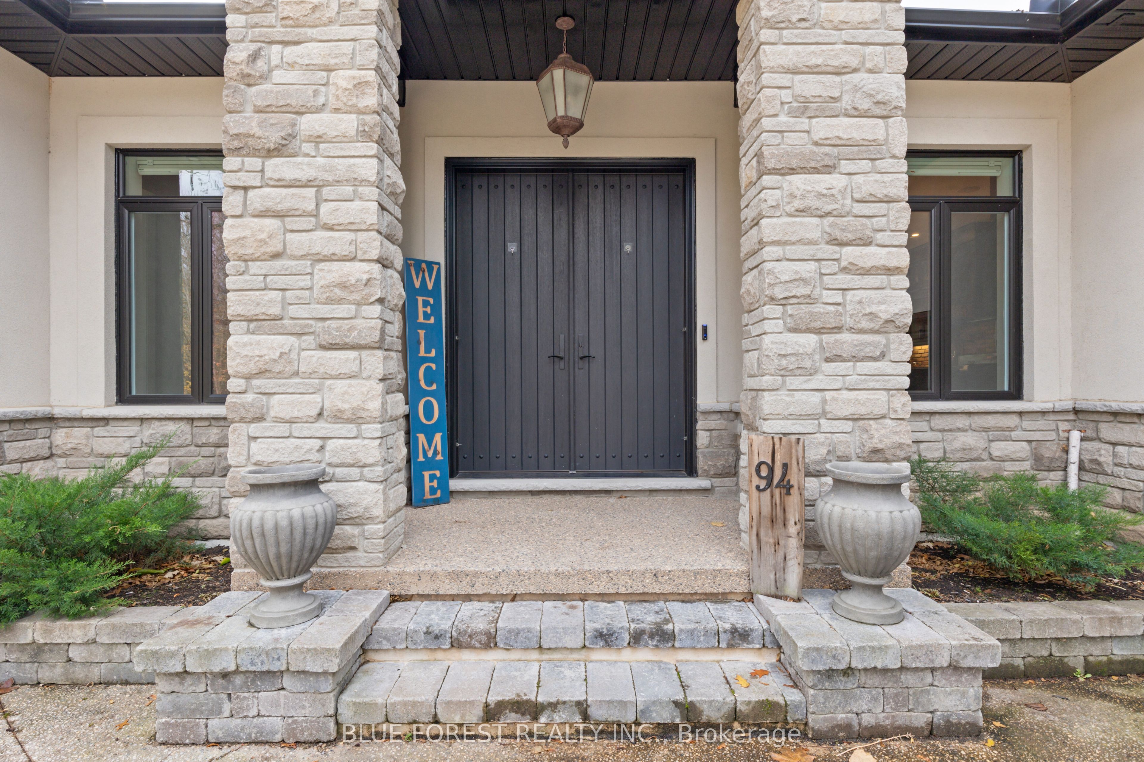 94 Harris Road Property Photo 2