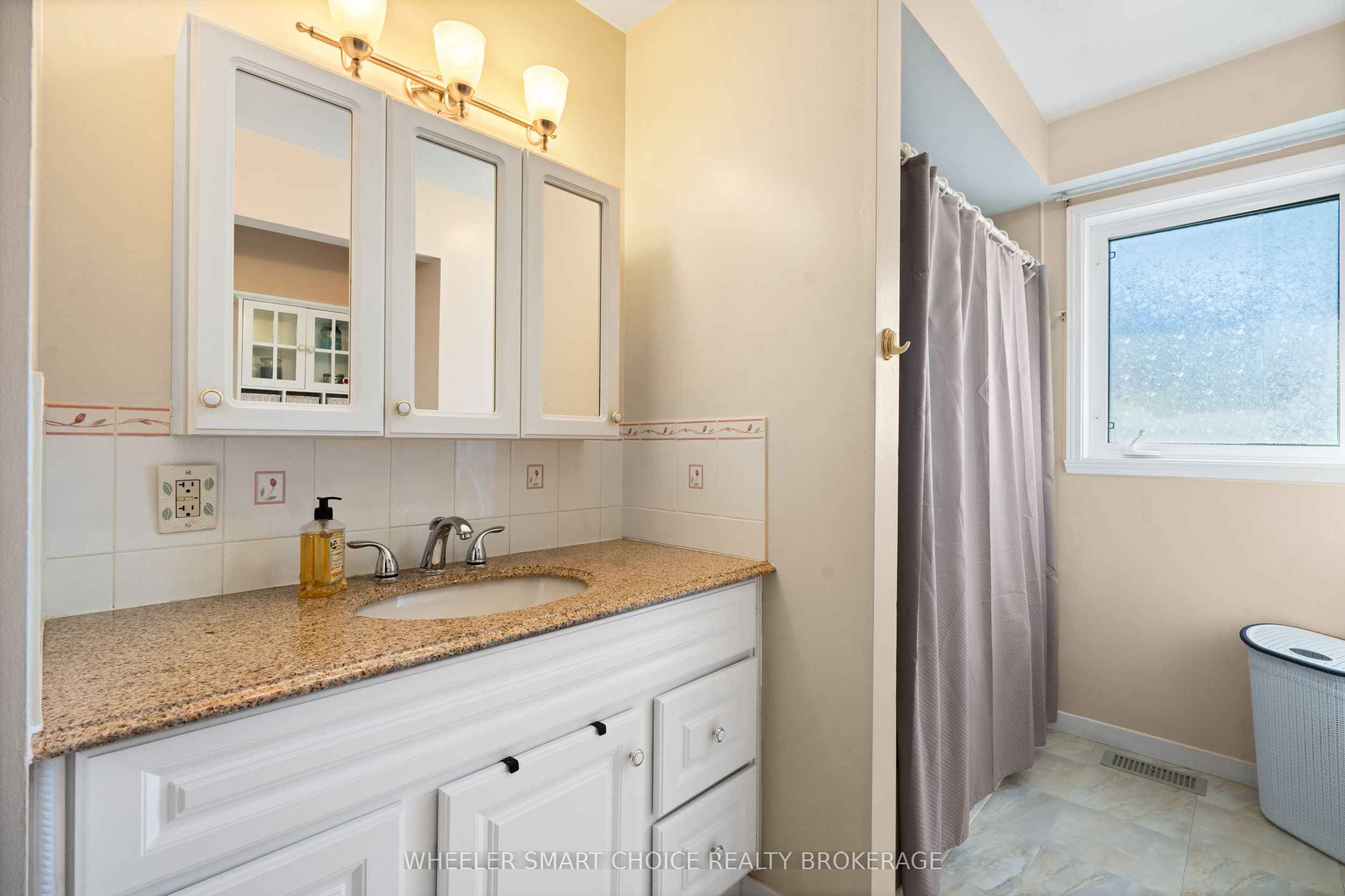 37 Dickinson Drive Property Photo 18