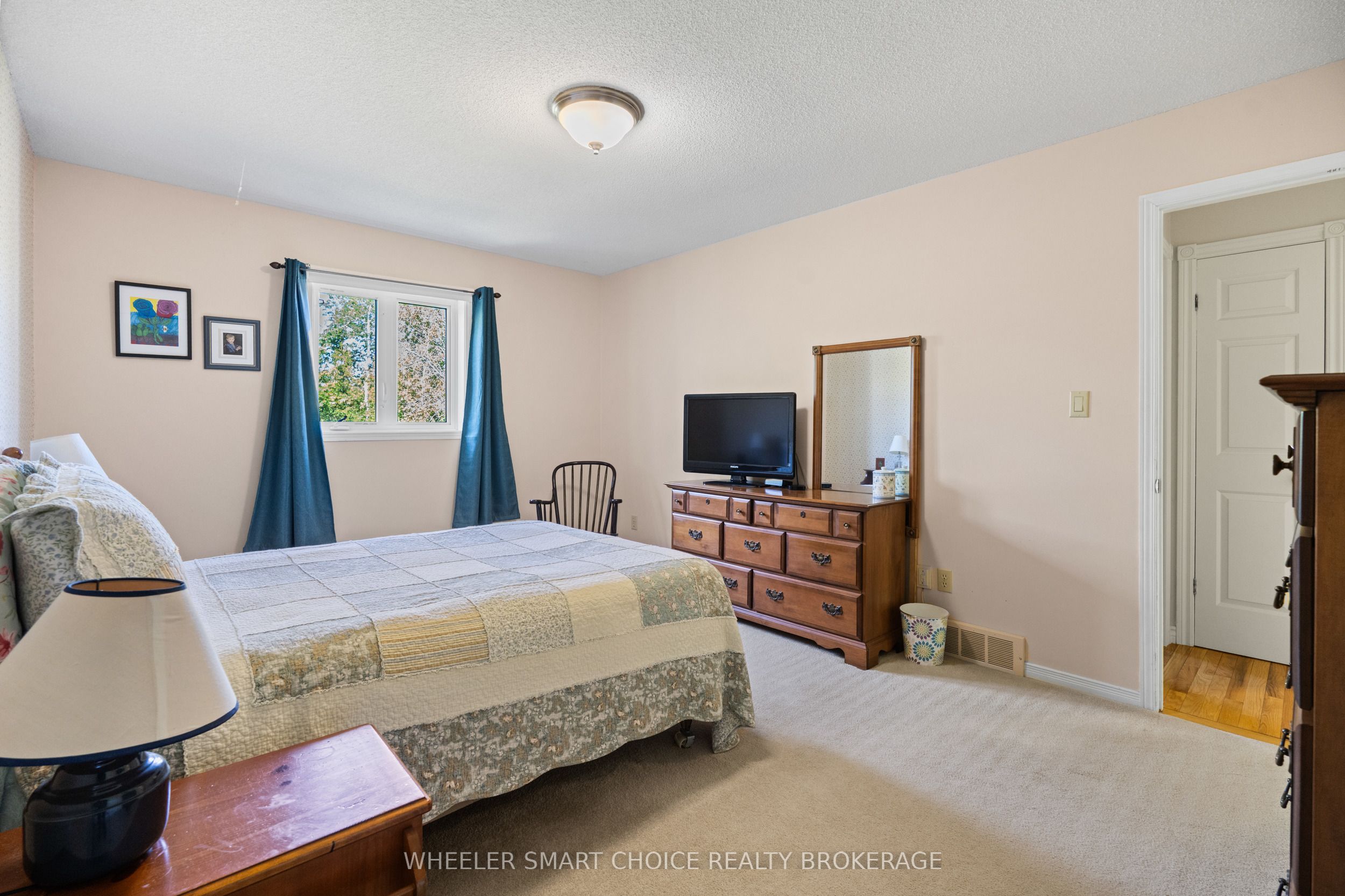 37 Dickinson Drive Property Photo 20