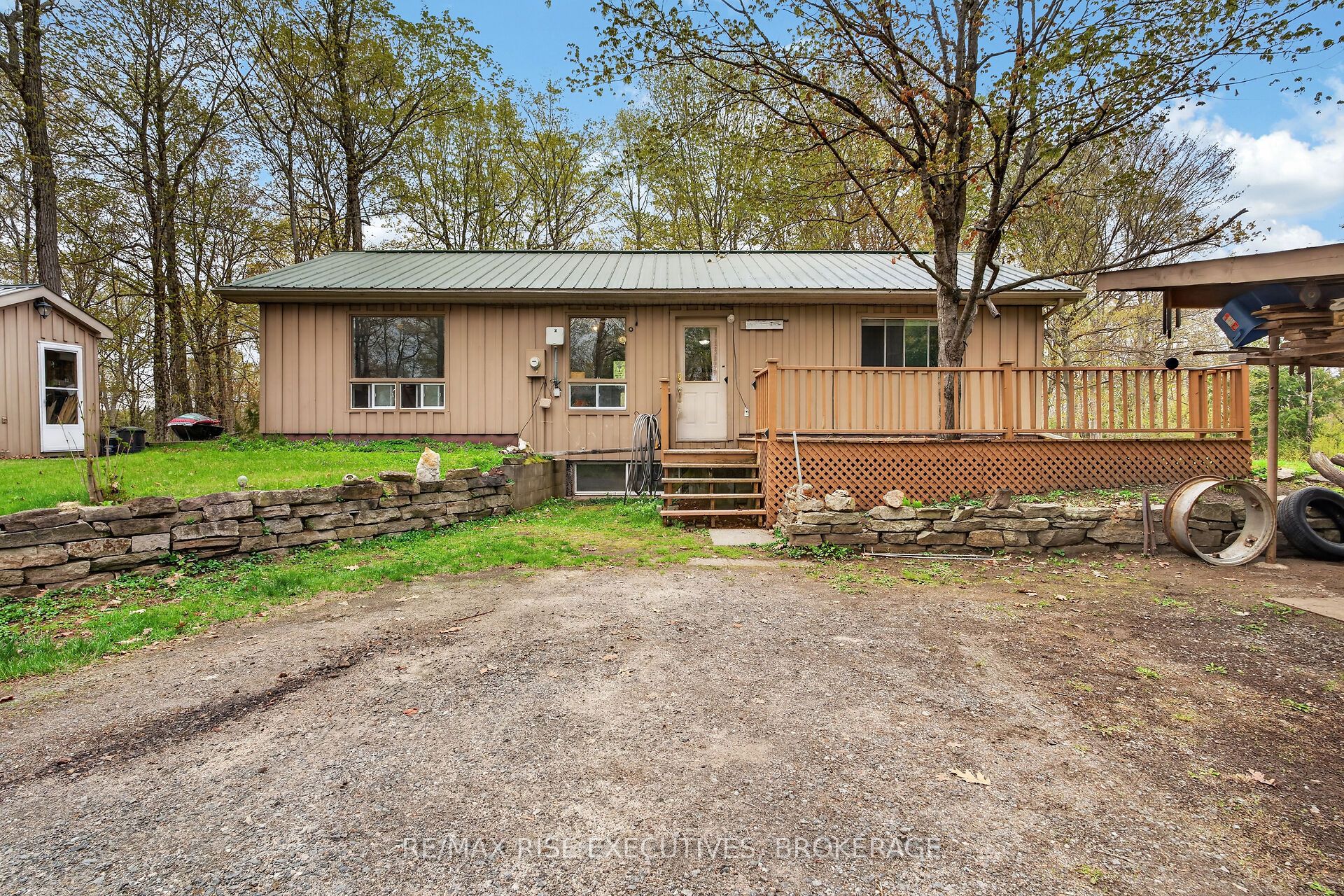 750 Christie Lake North Shore Road Property Photo 1