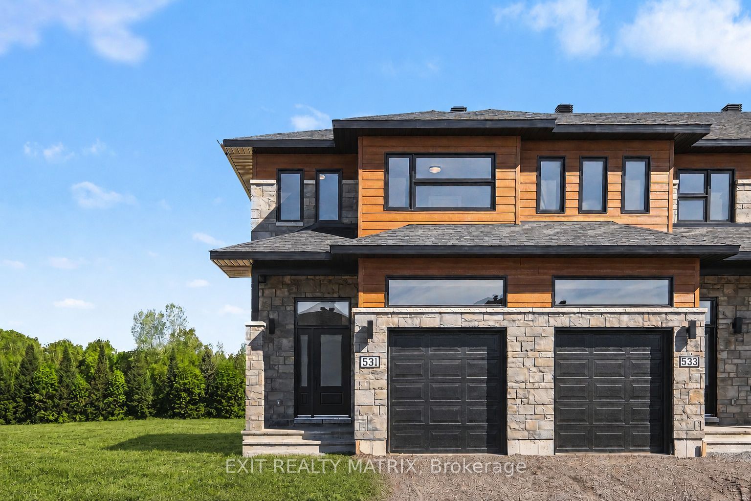 531 Regina Street Property Photo 1