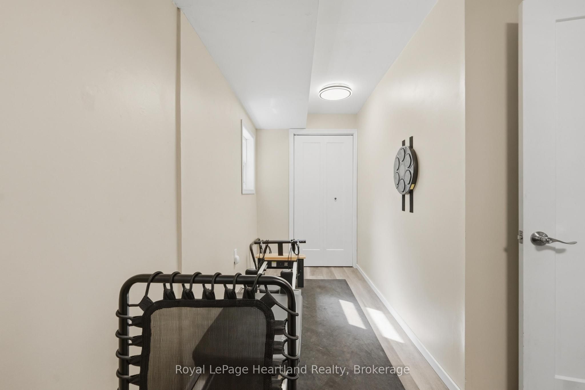 36589 Dunlop Drive Property Photo 28