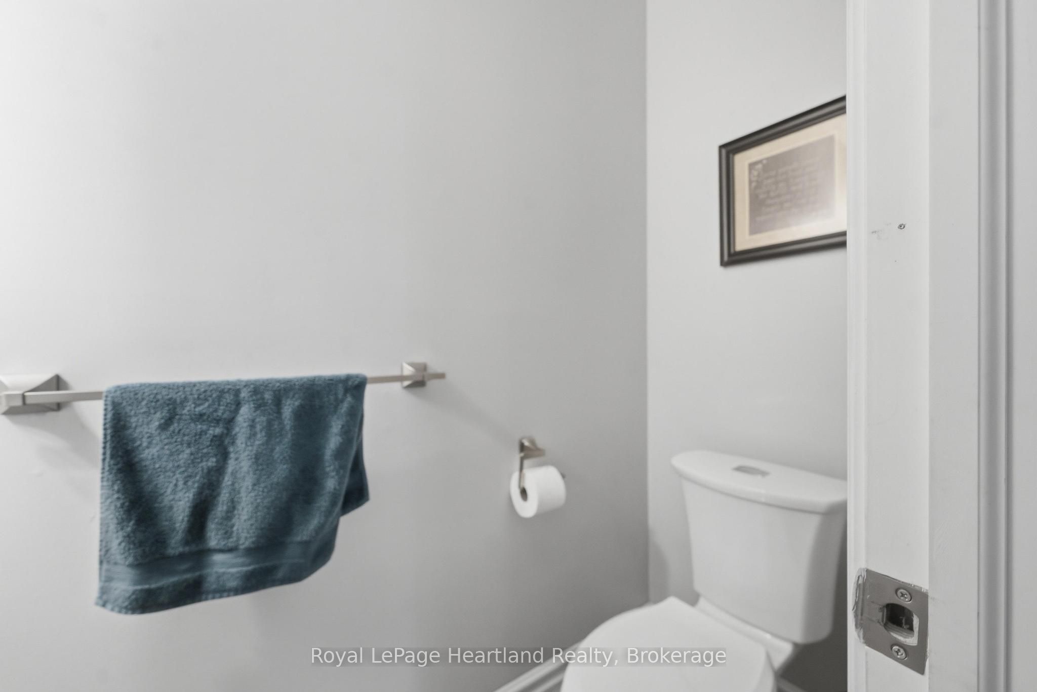 36589 Dunlop Drive Property Photo 29