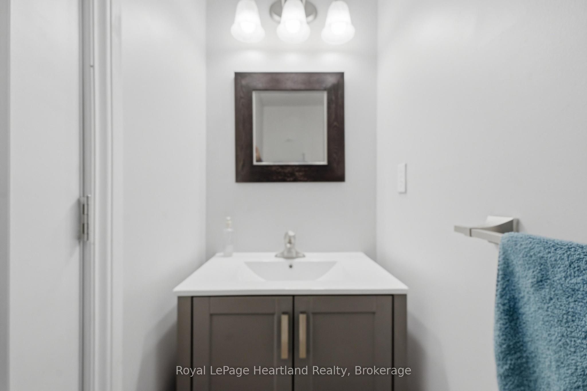 36589 Dunlop Drive Property Photo 30