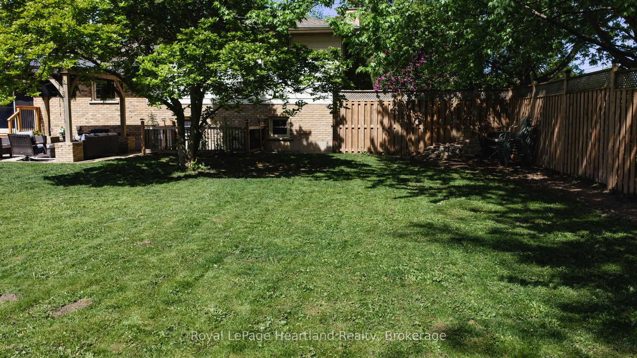 36589 Dunlop Drive Property Photo 44