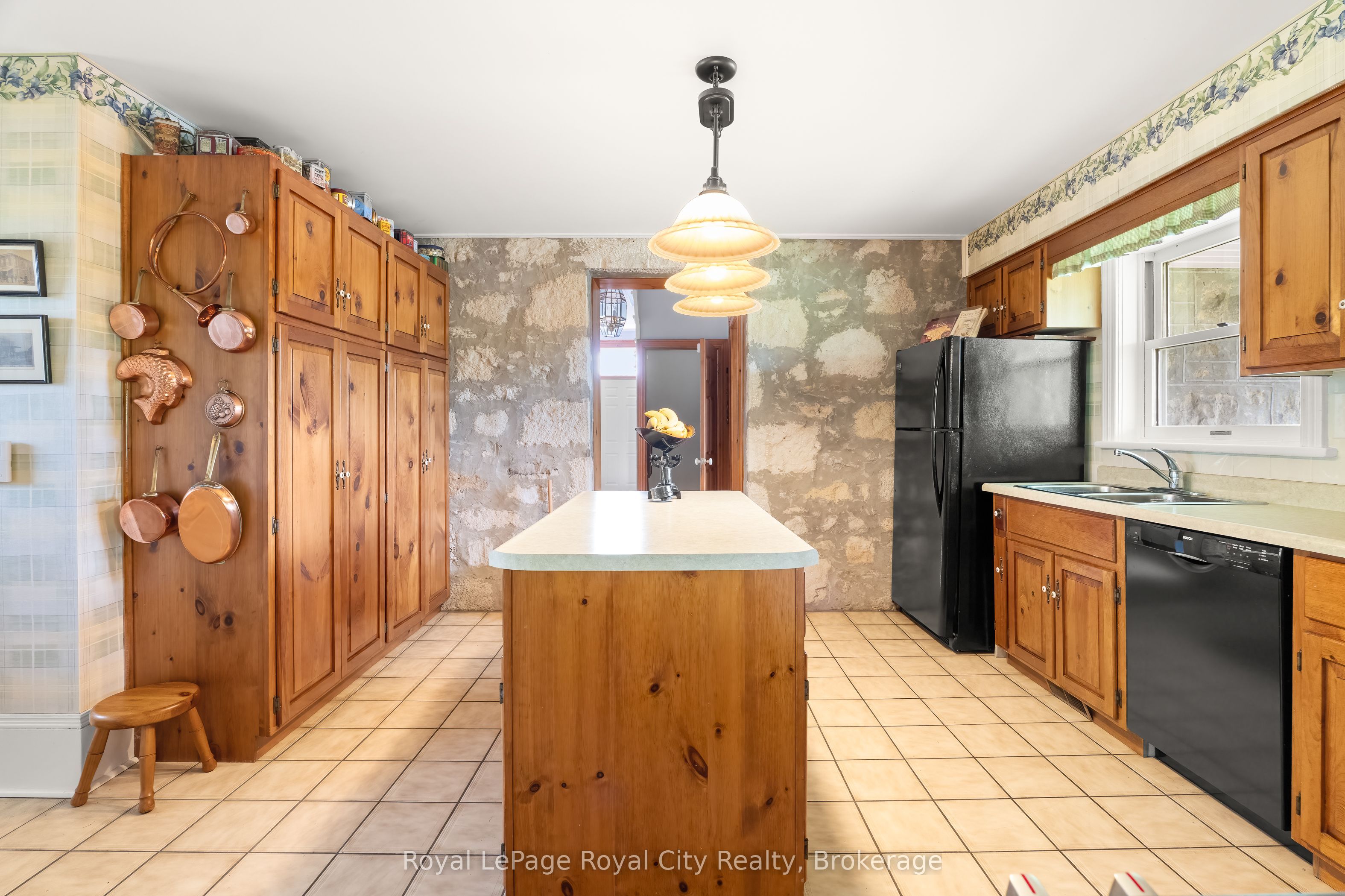 4963 Sixth Line Property Photo 18