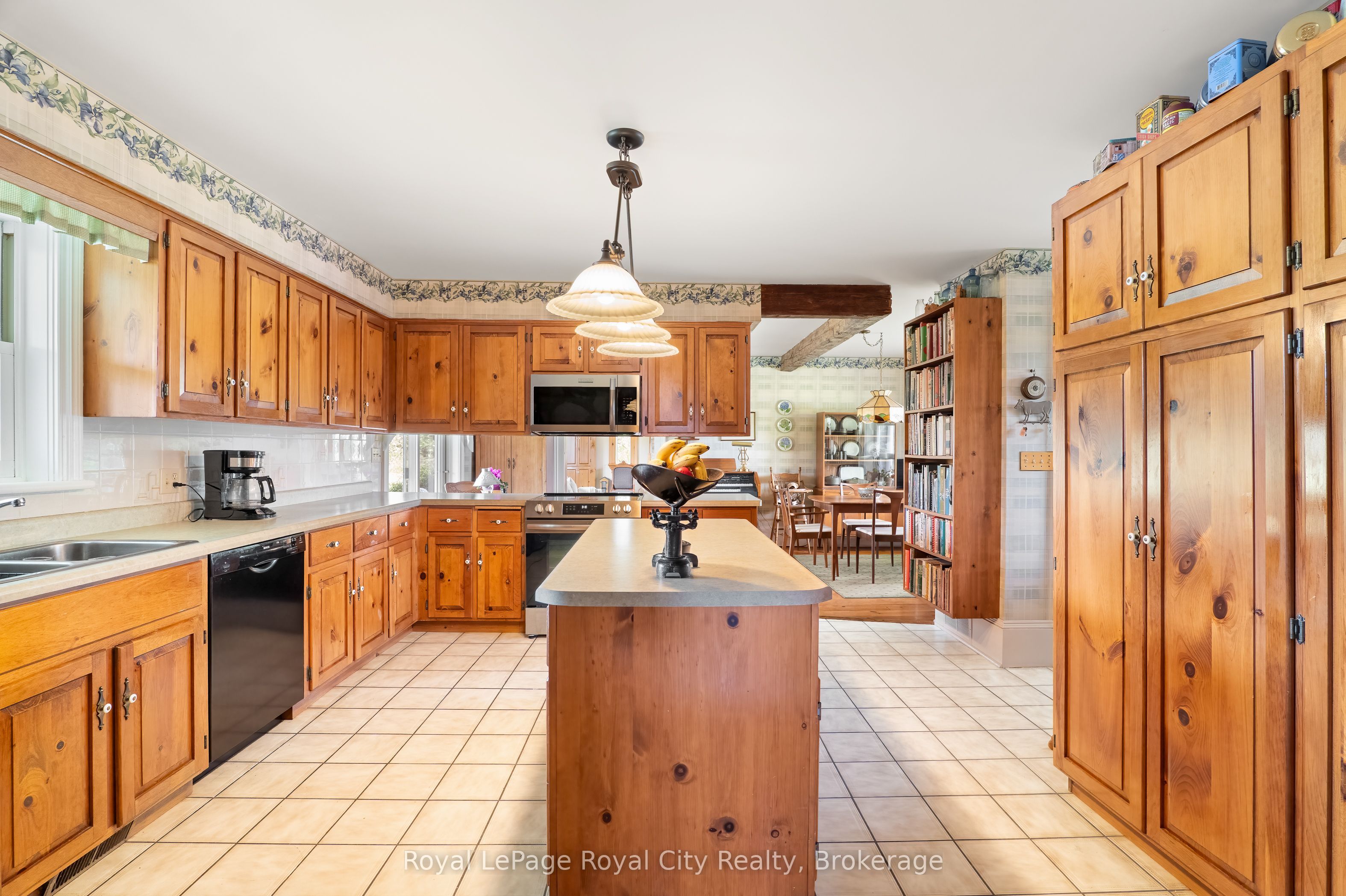 4963 Sixth Line Property Photo 20