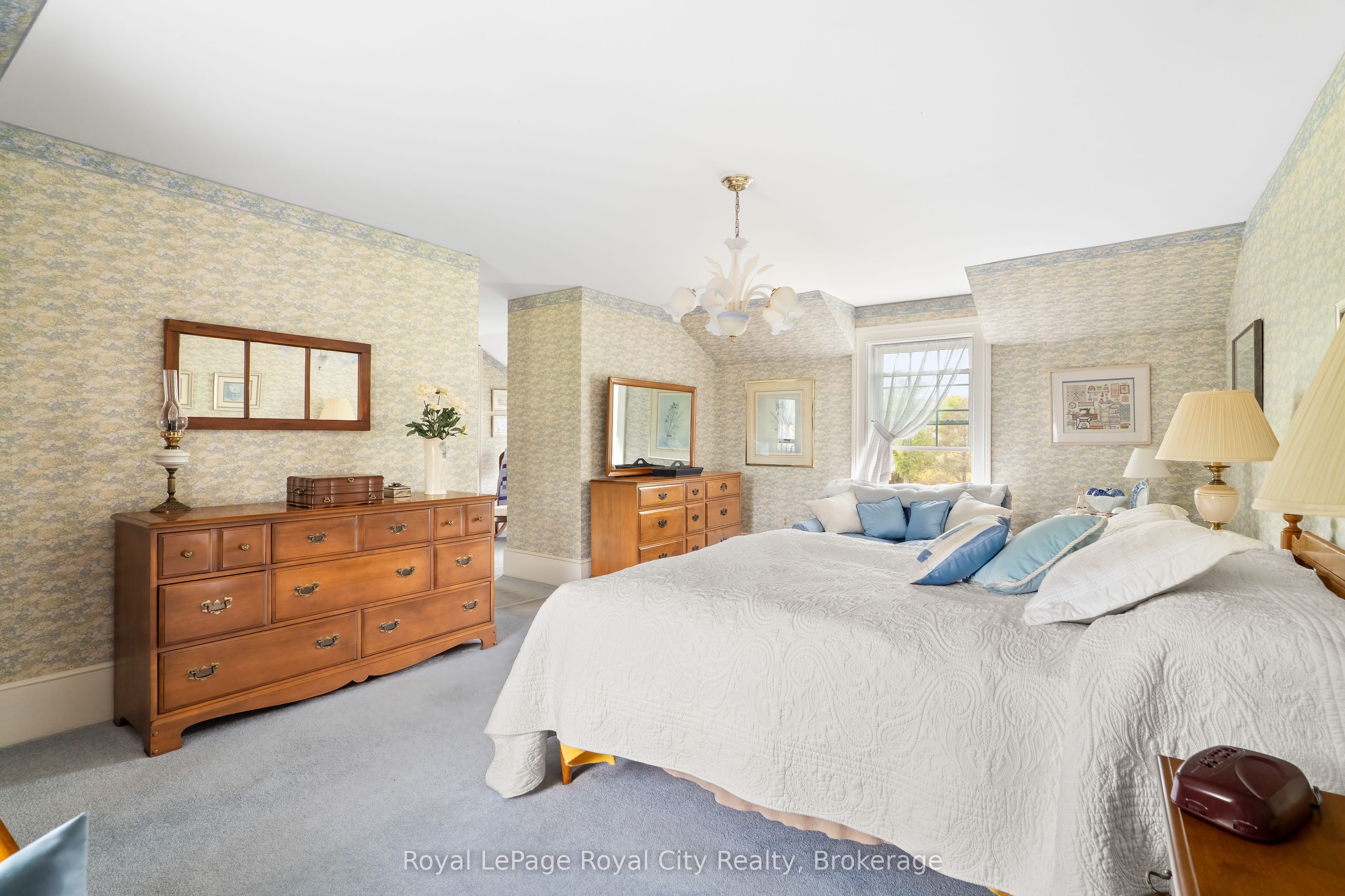 4963 Sixth Line Property Photo 31